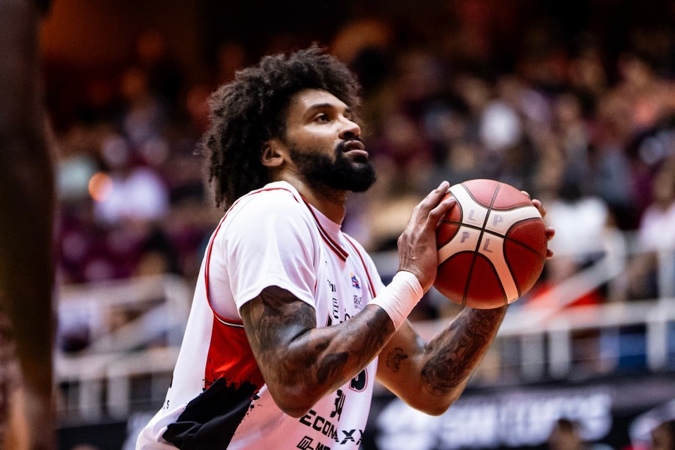 Jordan Murphy regresa esta noche con los Leones de Ponce