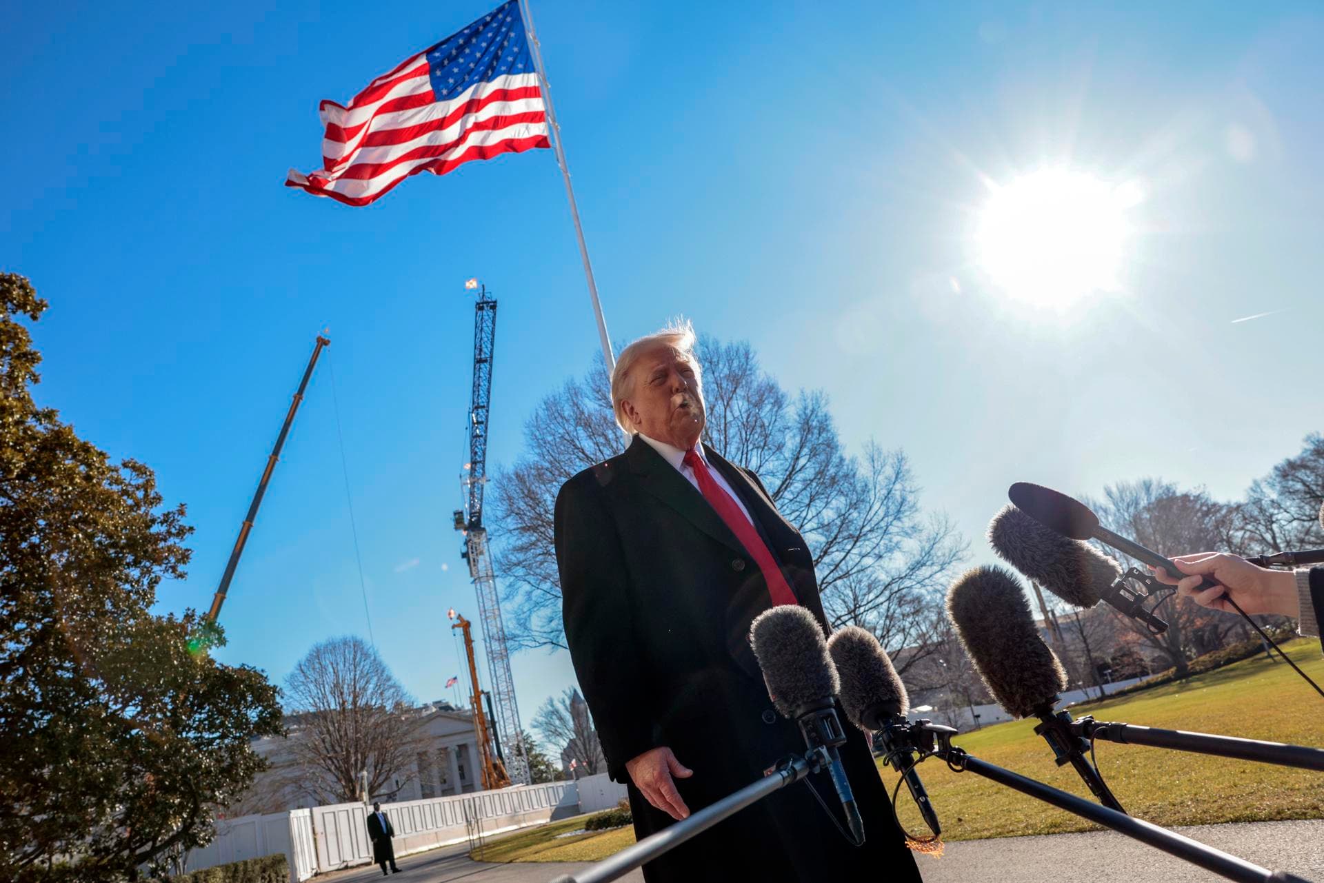 Trump suspende la emisión de visados para 75 países, incluidos Brasil, Colombia y Rusia