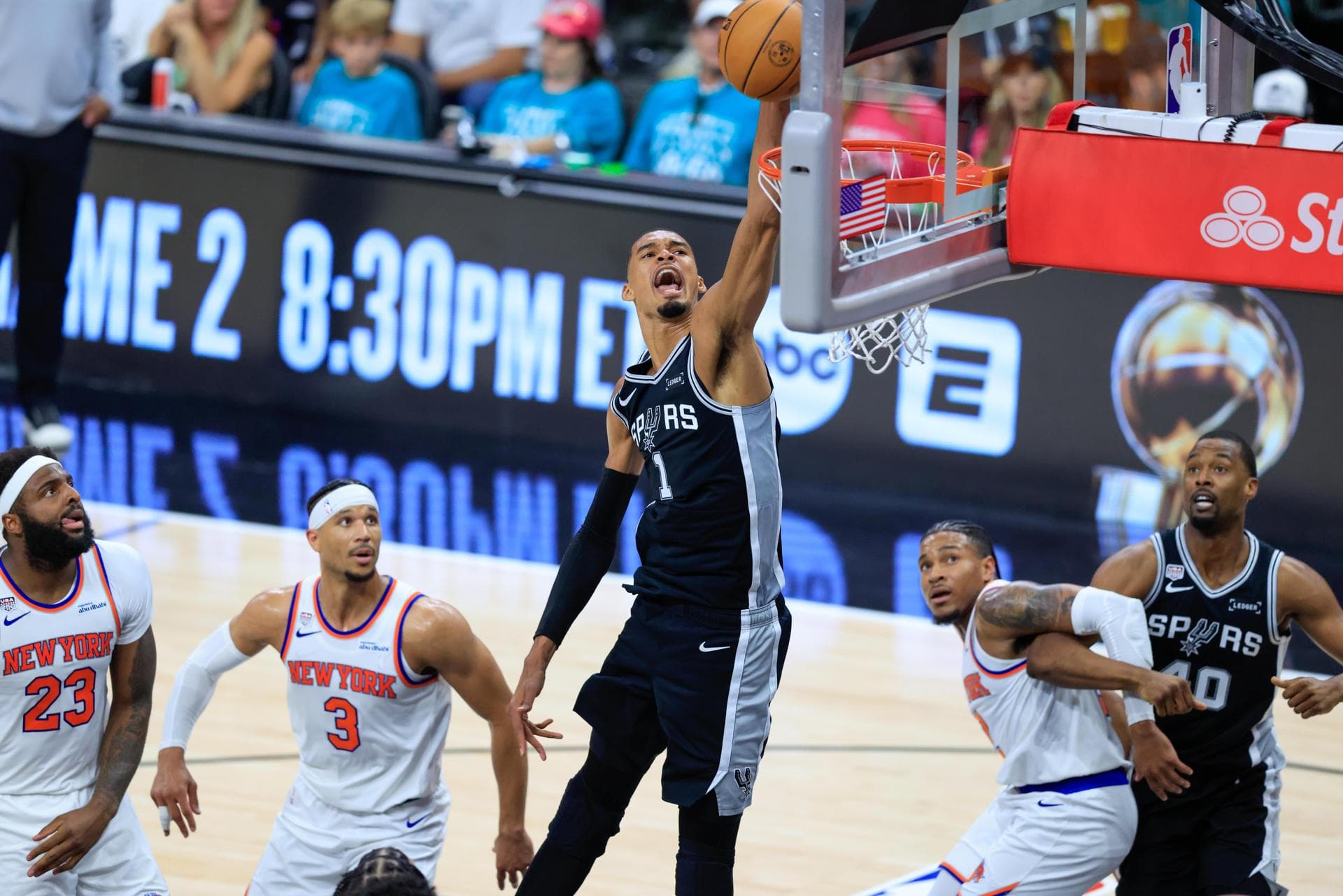 Los Knicks plantan su bandera en San Antonio