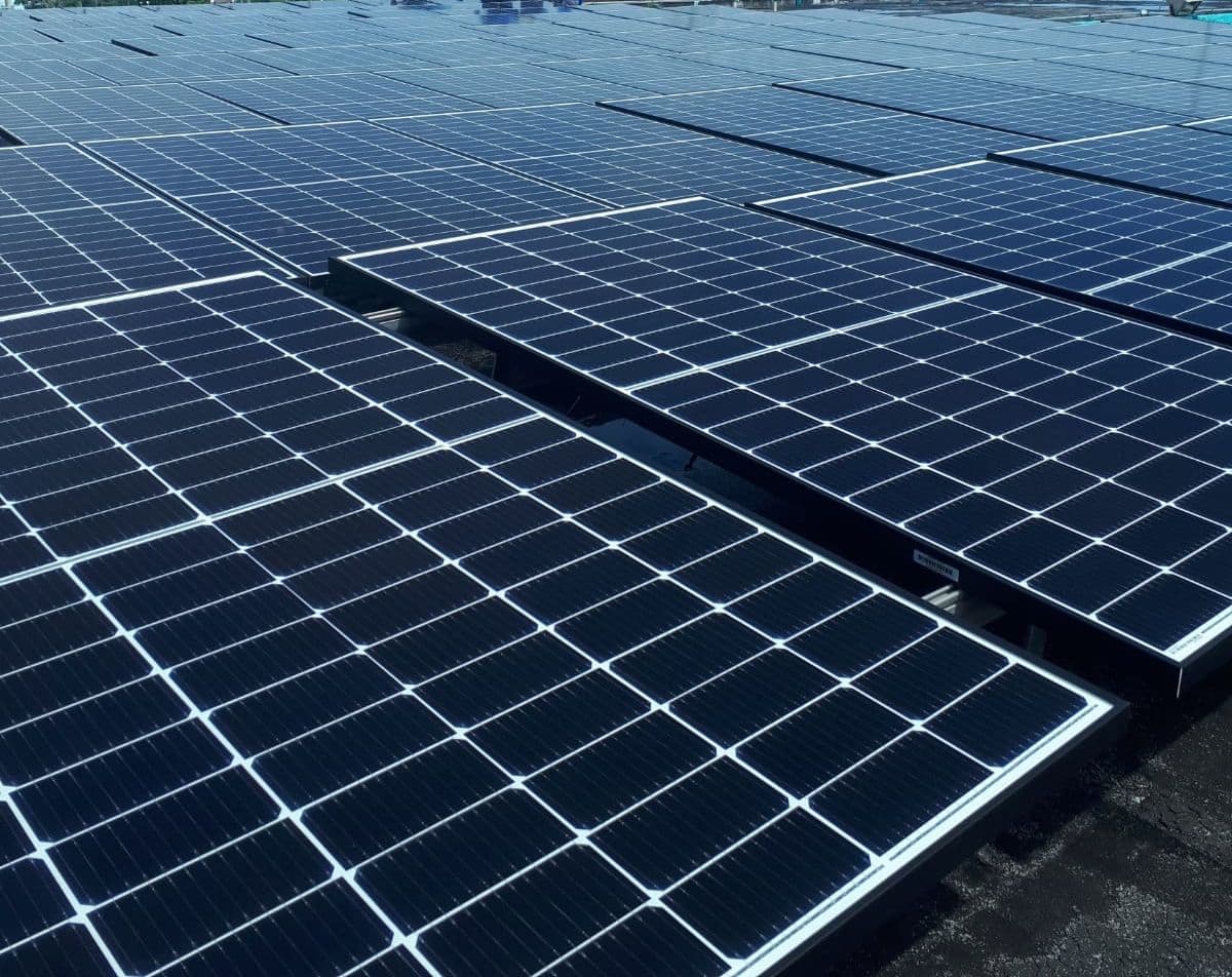 Estudio revela baja tasa de querellas en sistemas solares