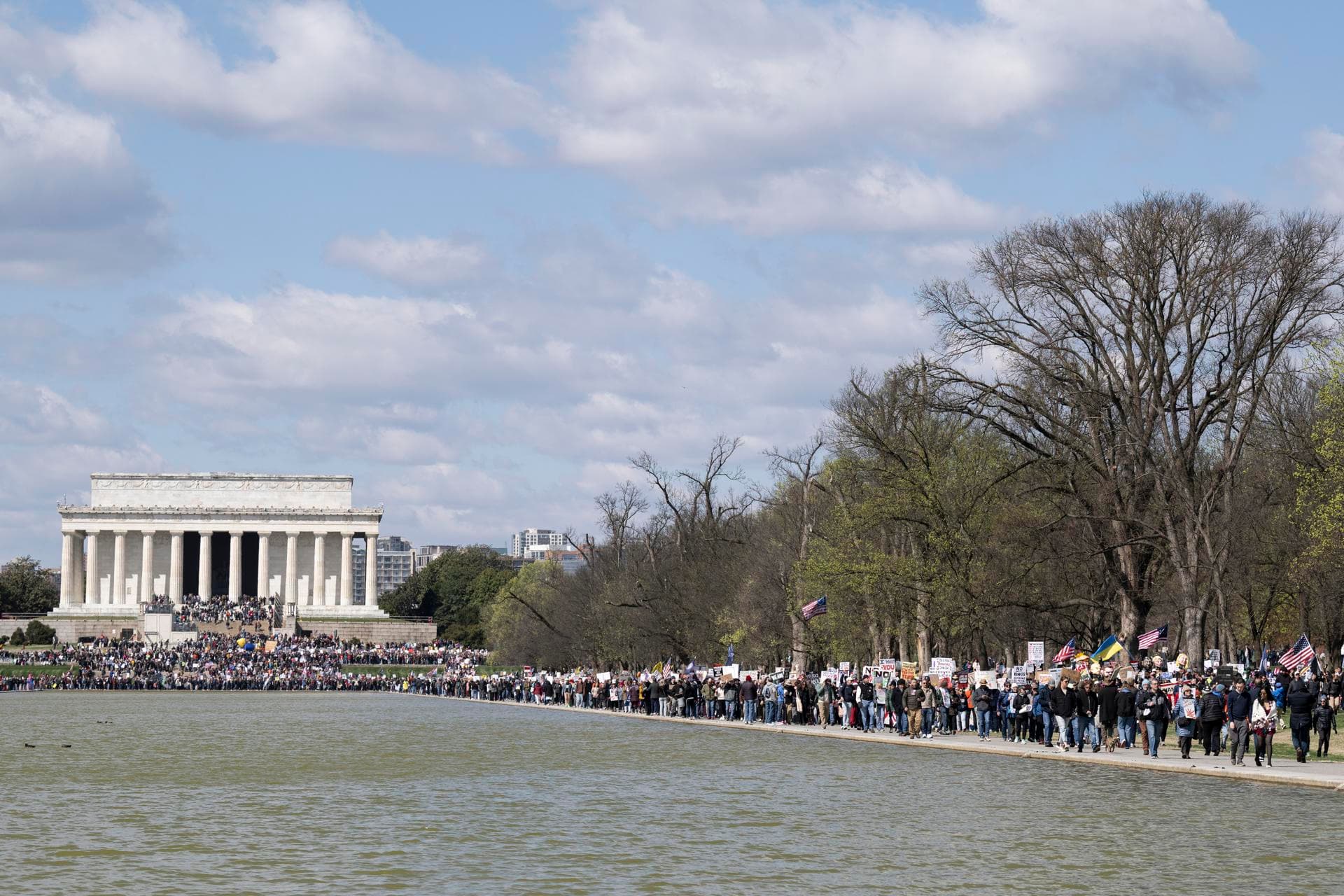 Comienzan las mayores protestas de 'No Kings' contra Trump, la guerra en Irán y el ICE