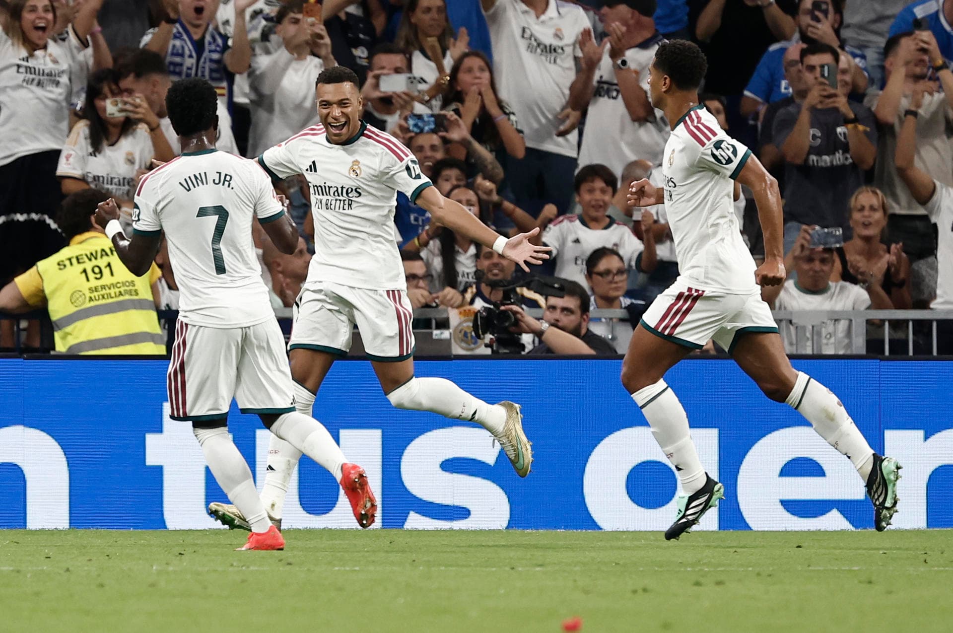 Mbappé lidera una tímida reconciliación