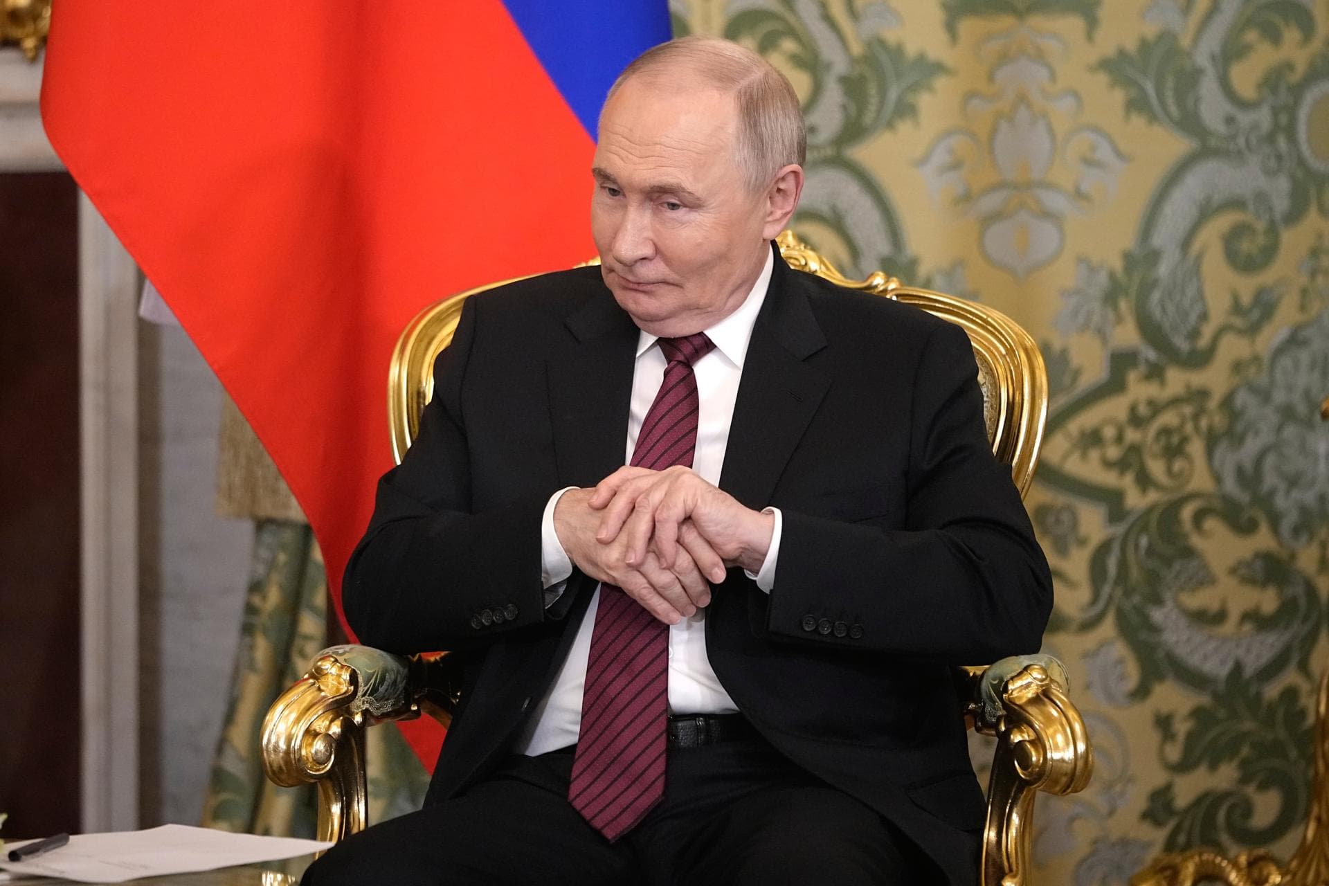 Putin propone a Ucrania celebrar negociaciones directas