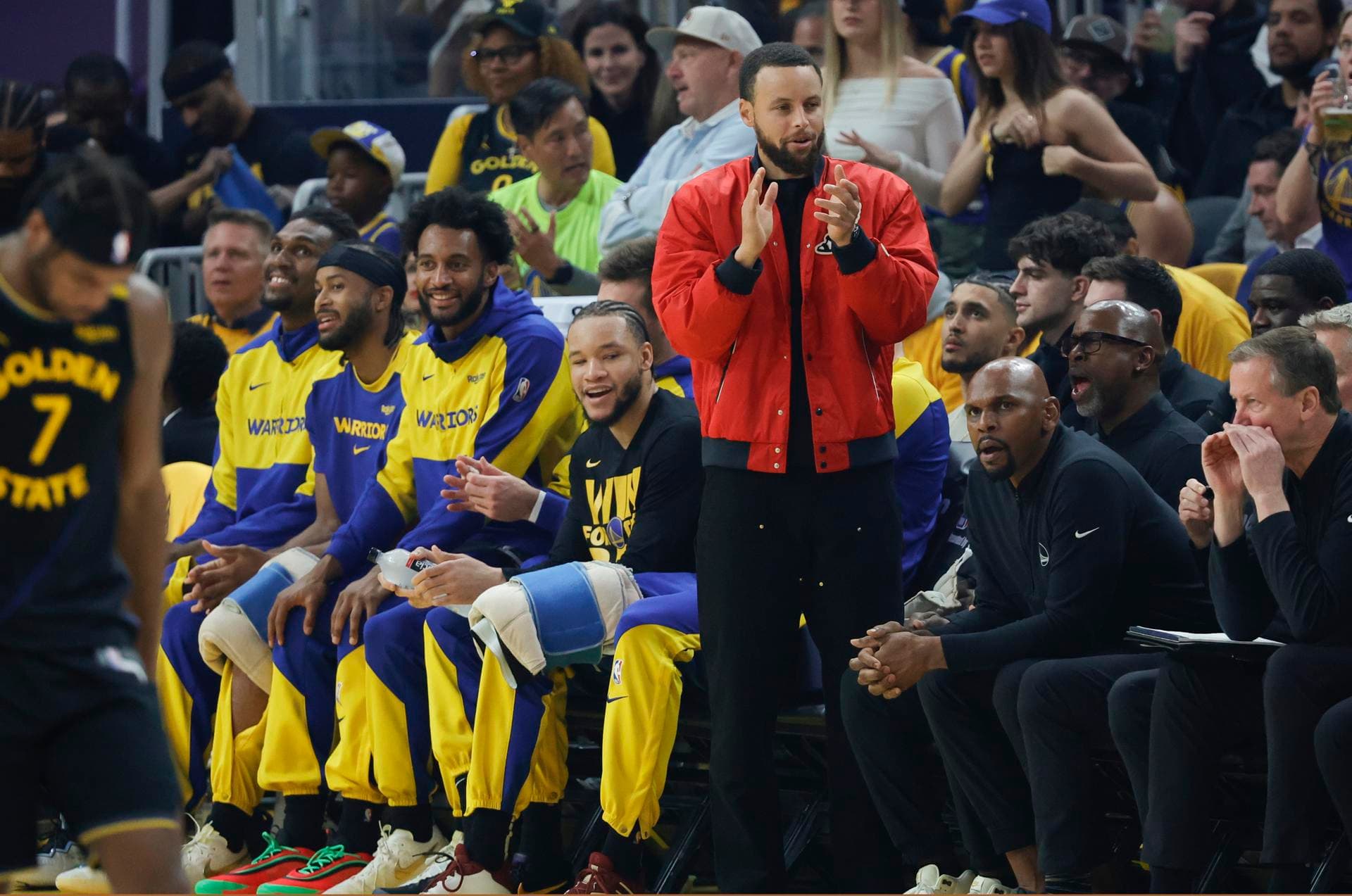 Los Wolves sentencian a los Warriors 