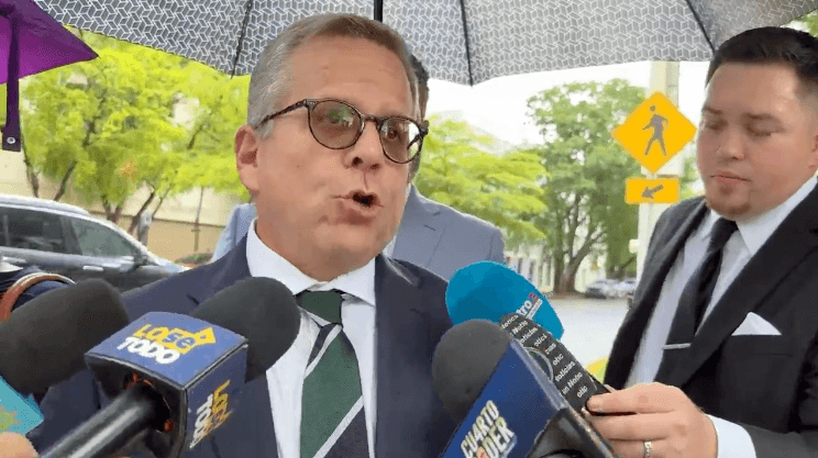 Abogado de Wanda Vázquez afirma que ella se siente “vindicada”