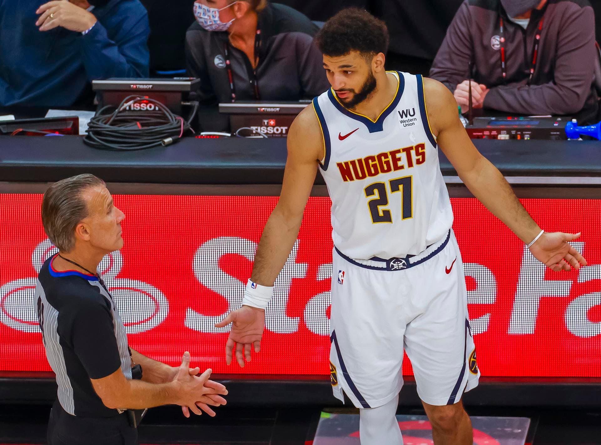 Los Nuggets dan un paso de gigante
