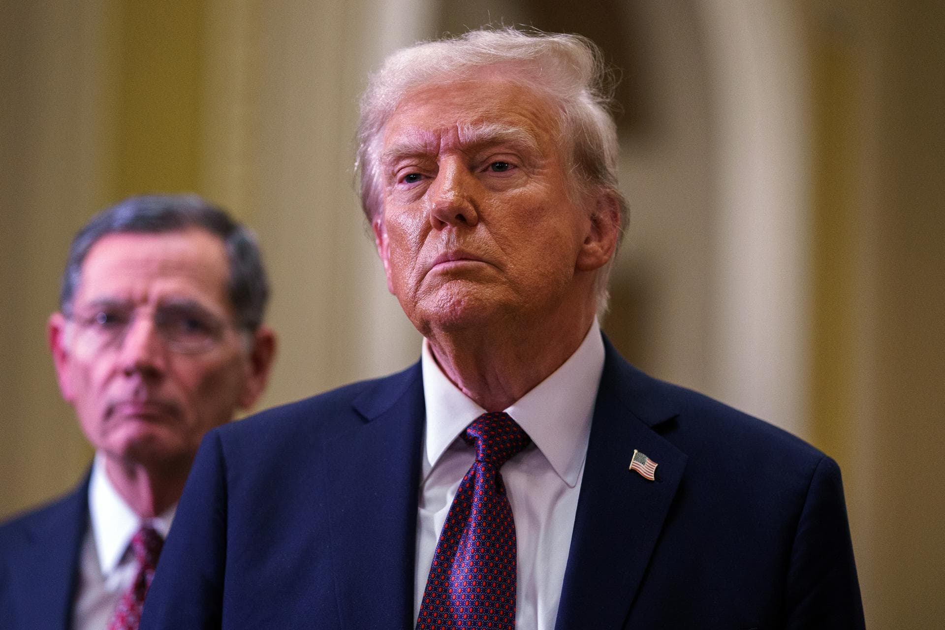 Trump da detalles de su llamada con Putin