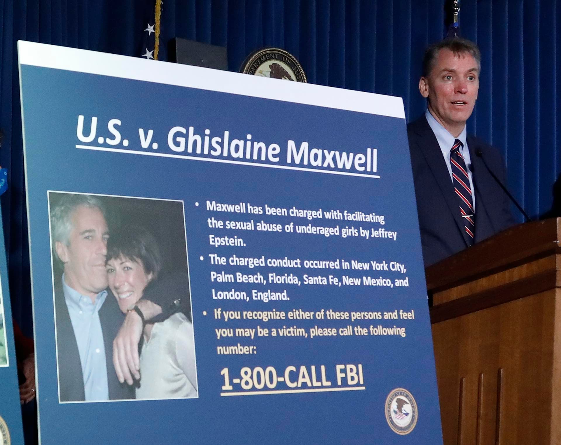 Abogado de Maxwell pide su indulto "para explicar" que Trump es inocente