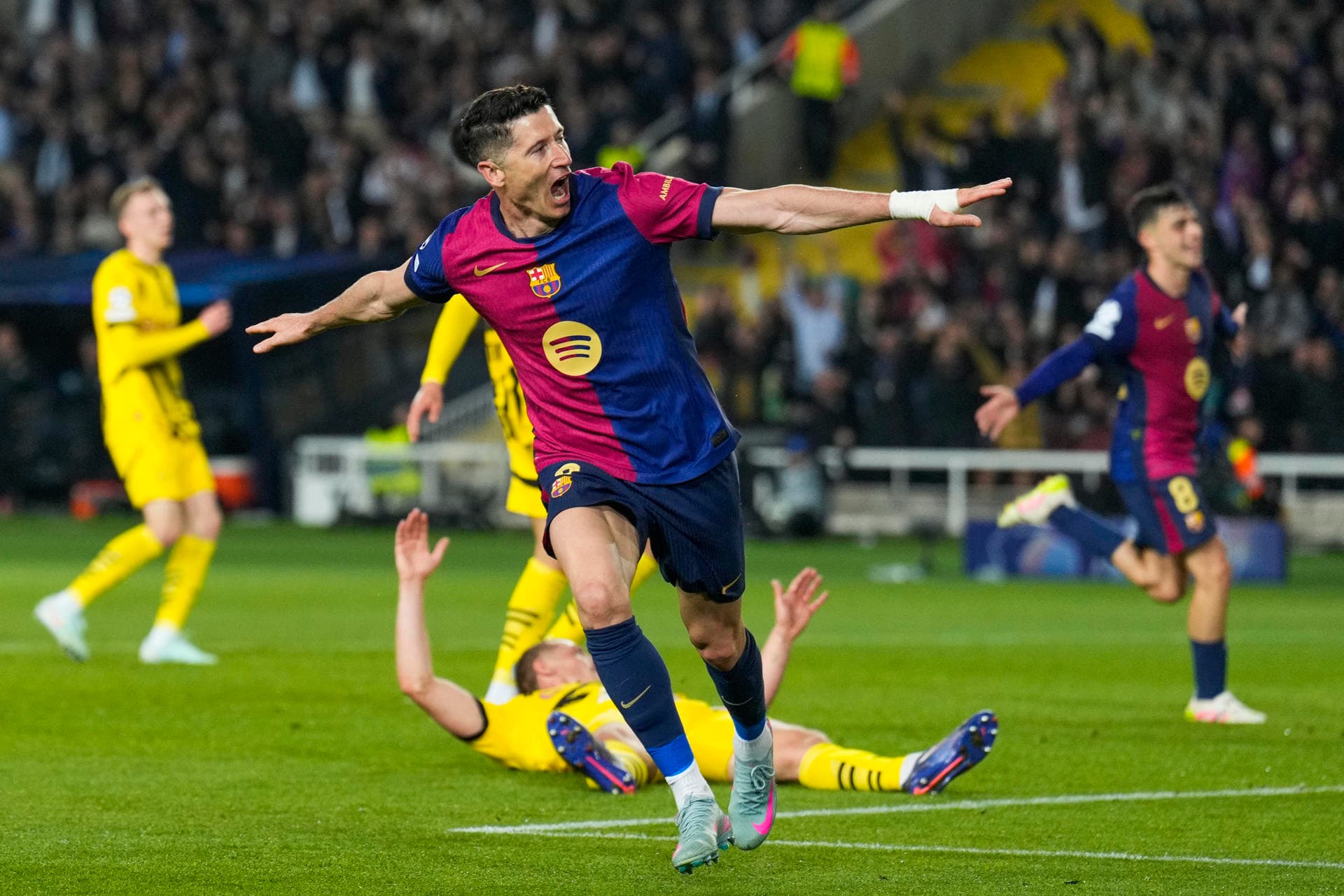 El Barça aplasta al Borussia Dortmund en semifinales de la Champions 