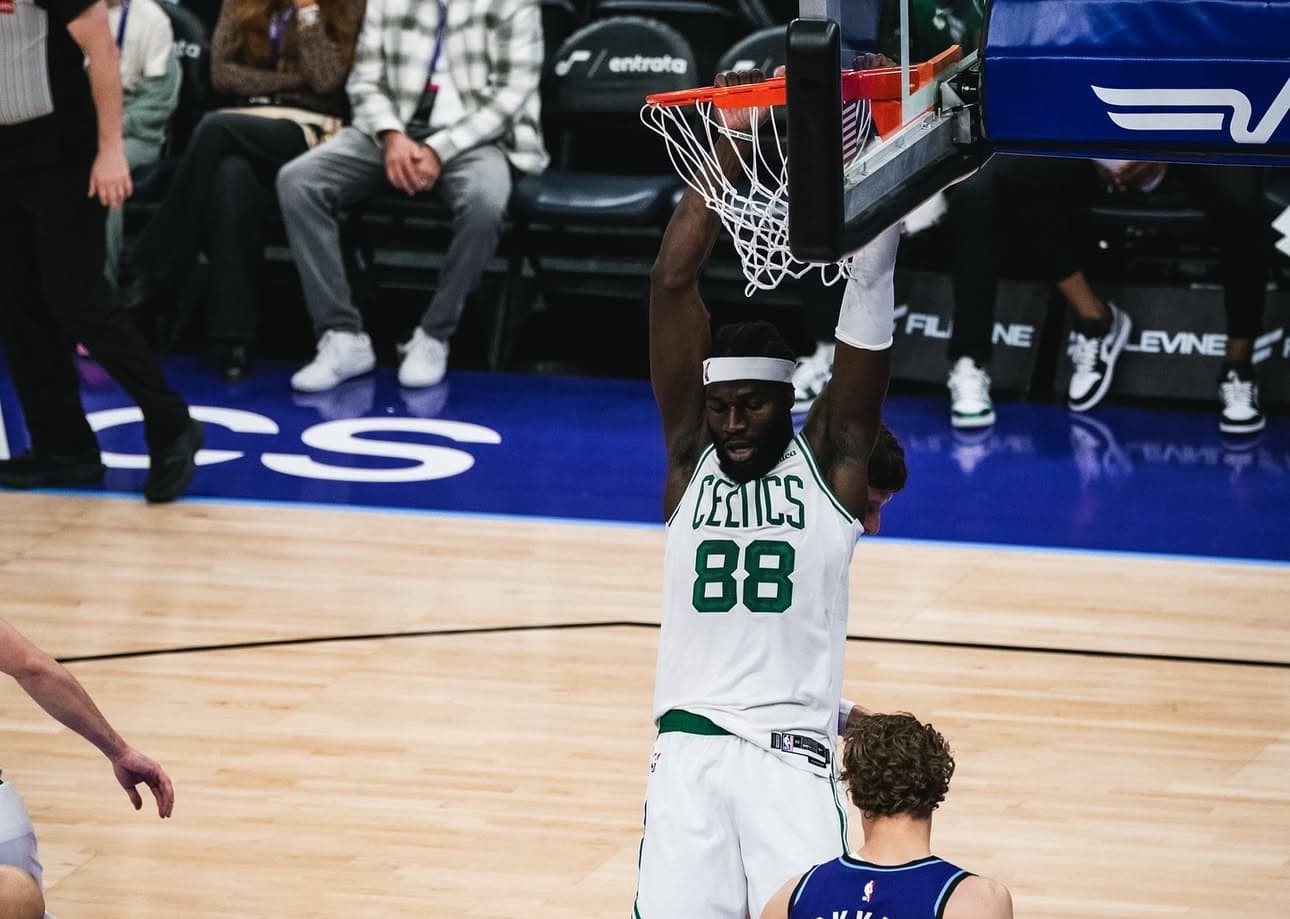 Los Celtics frenan a los Jazz