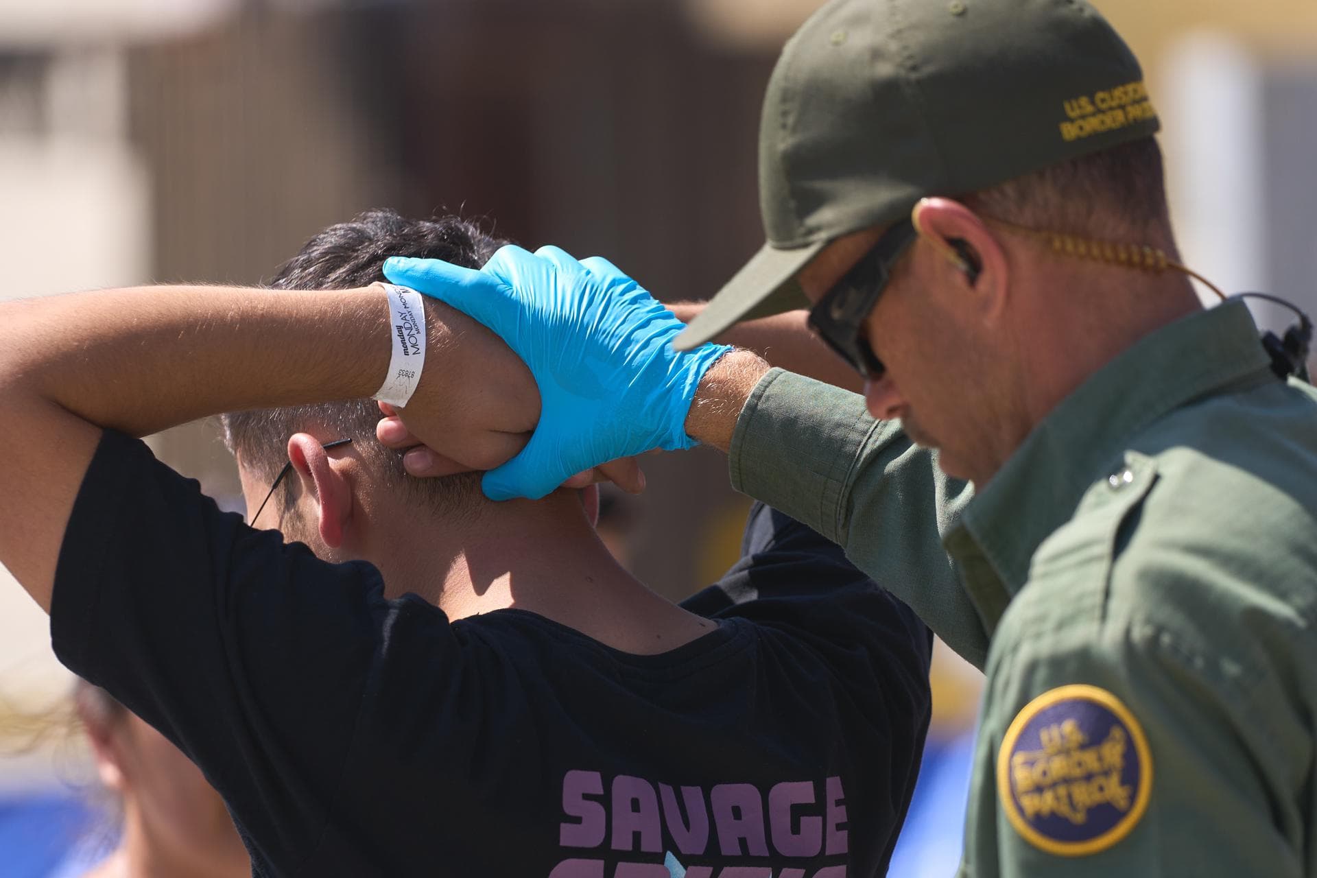 Refuerzan operativos migratorios en Chicago y Boston