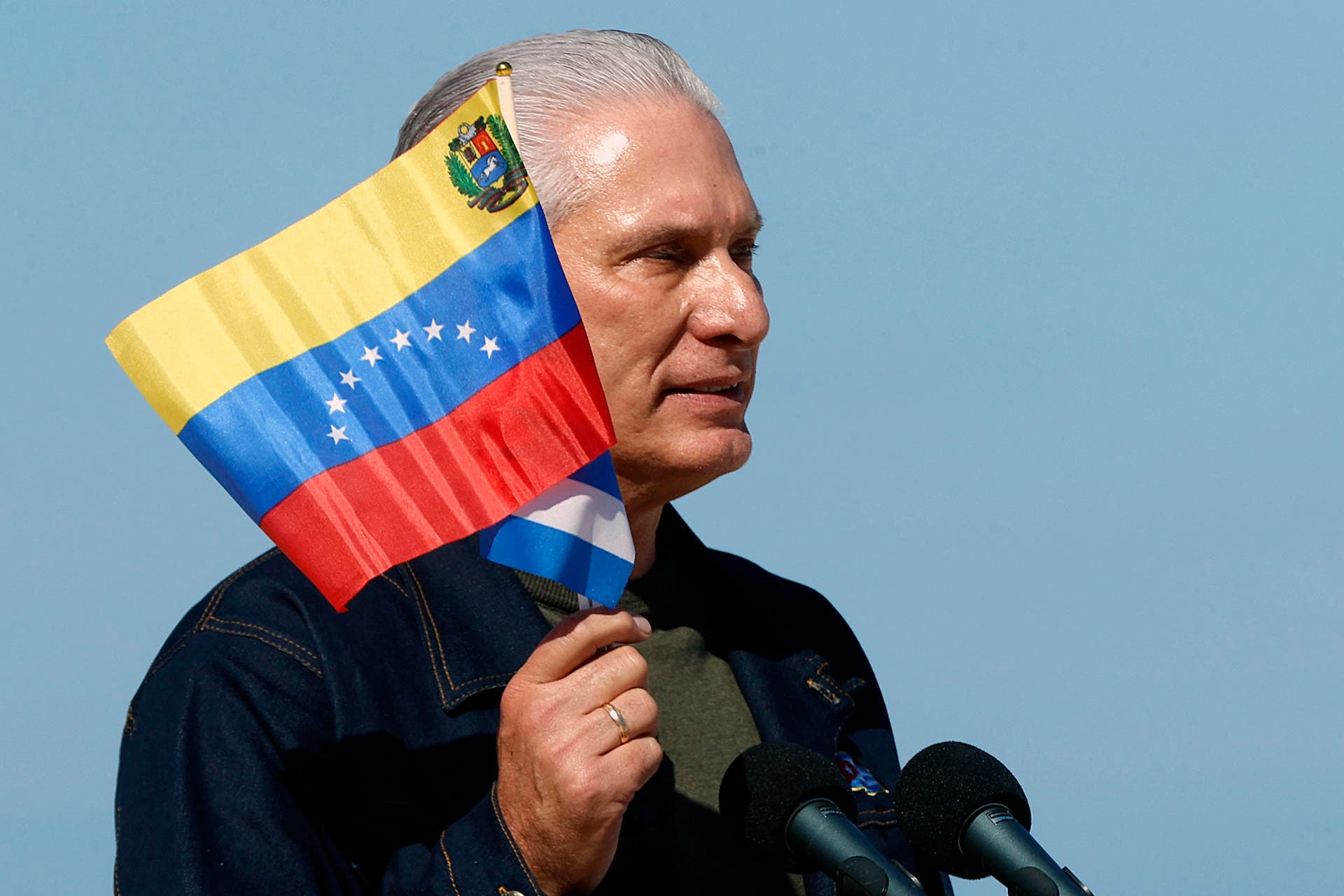 Trump dice que muchos cubanos fallecieron en la operación contra Maduro