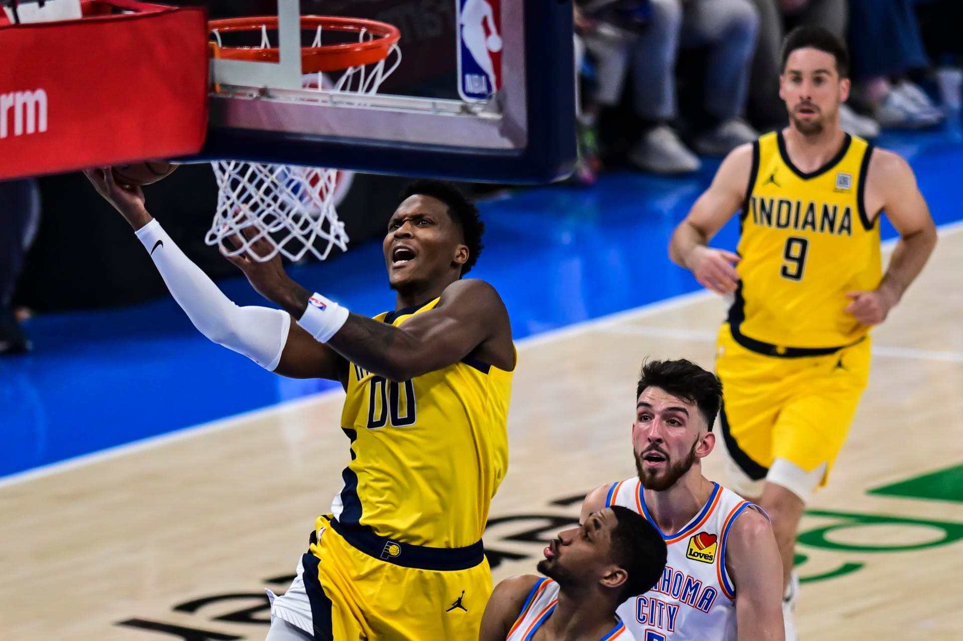 Oklahoma acaricia el campeonato de la NBA 