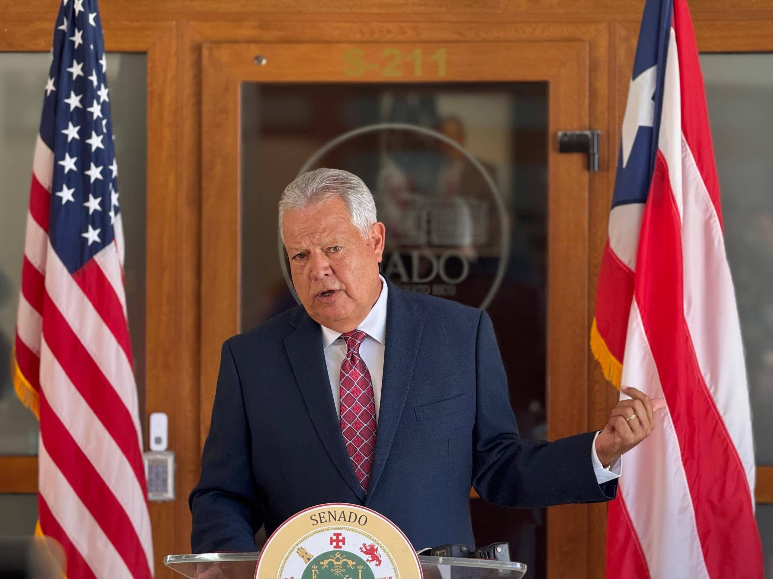 Senador propone eximir del impuesto al inventario al 94% de los comercios