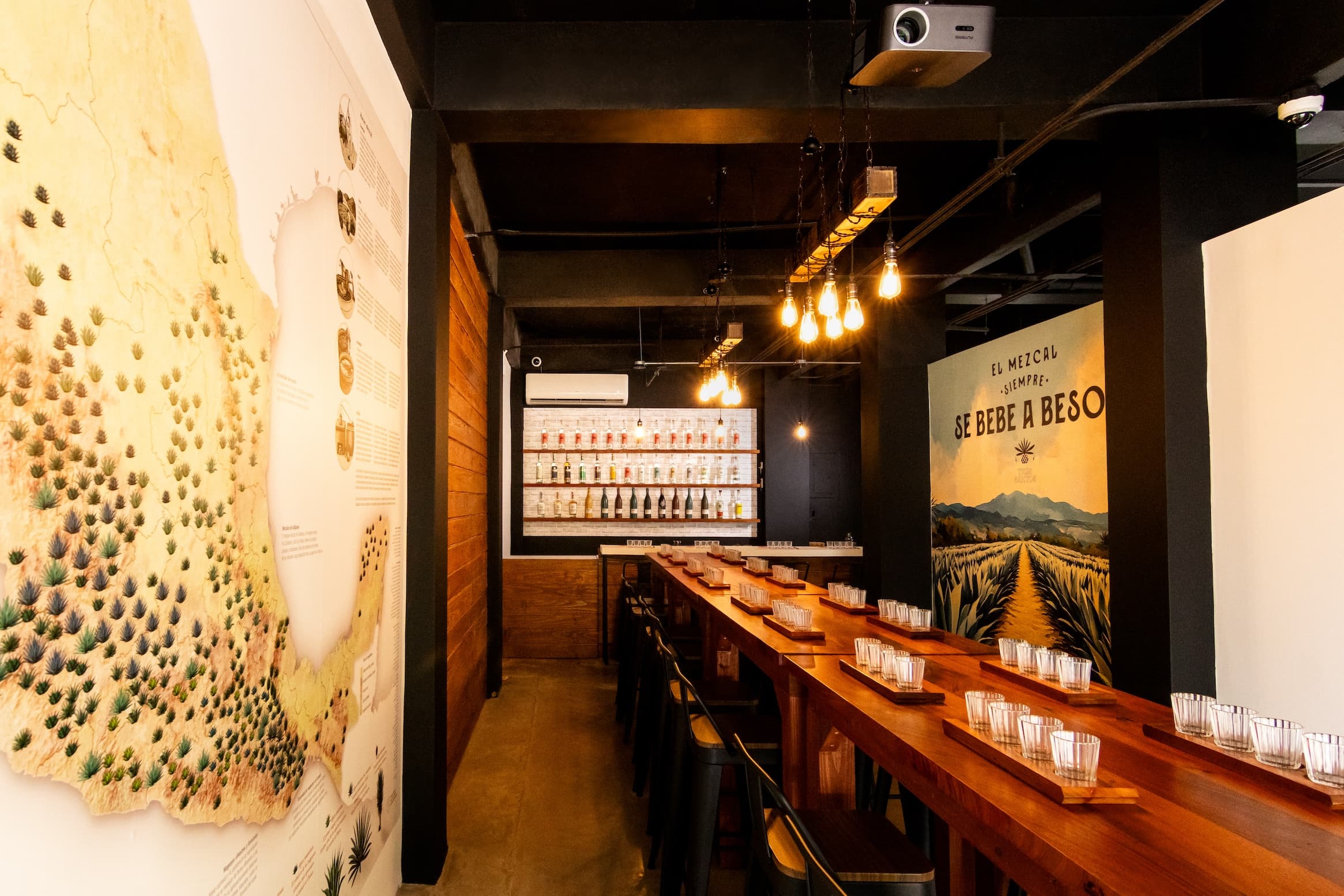 Interior del Club mezcal. Foto: Suministrada