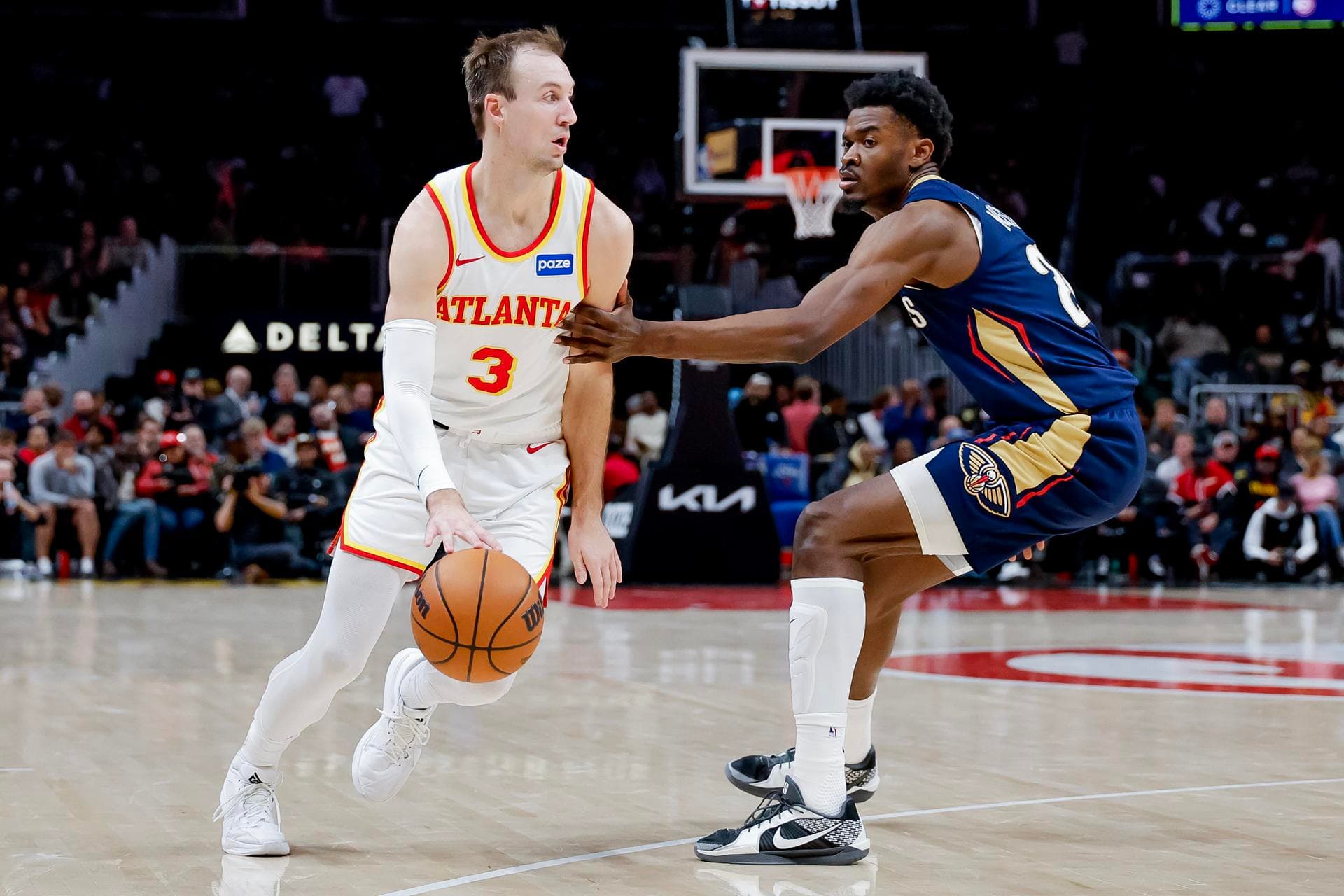 Curry gana a Giannis y los Spurs opacan a Doncic