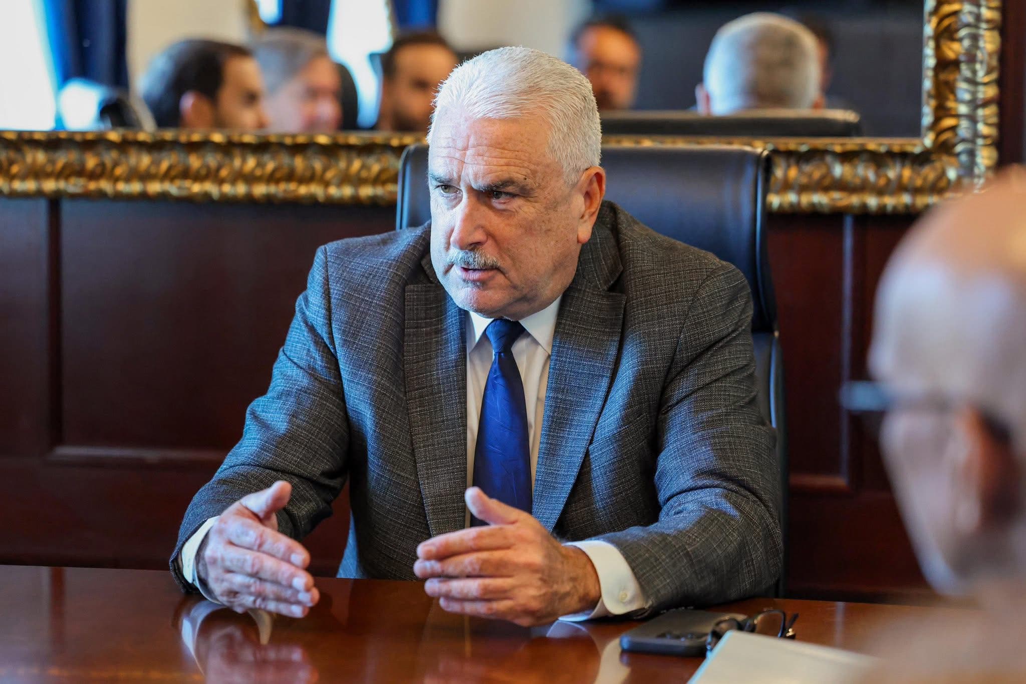 Rivera Schatz denuncia doble vara política en críticas a indultos federales 