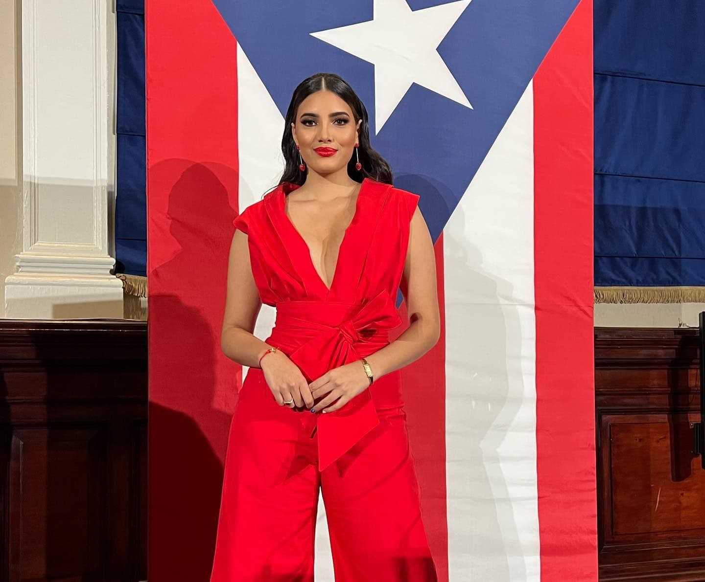 Ex Miss Mundo presenta querella contra ex senador PPD 