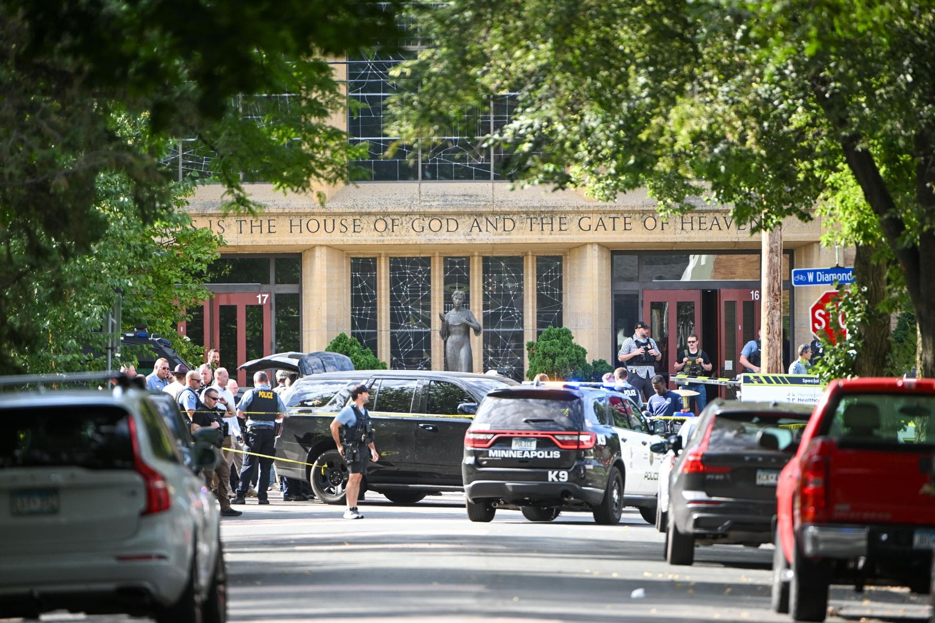 Director de escuela de Minneapolis relata como "pesadilla" tiroteo donde murieron dos niños