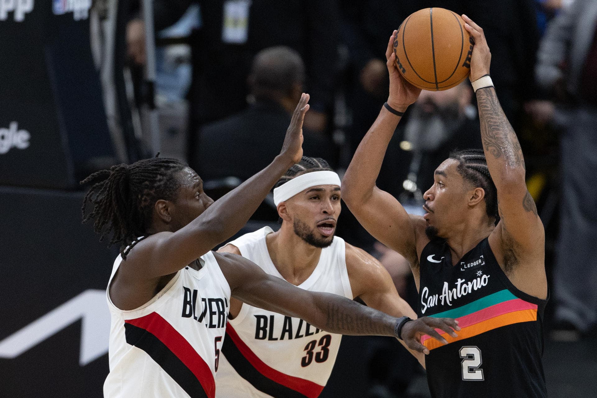 Los Spurs derrotan a los Blazers en el debut soñado de Wembanyama en 'playoff'