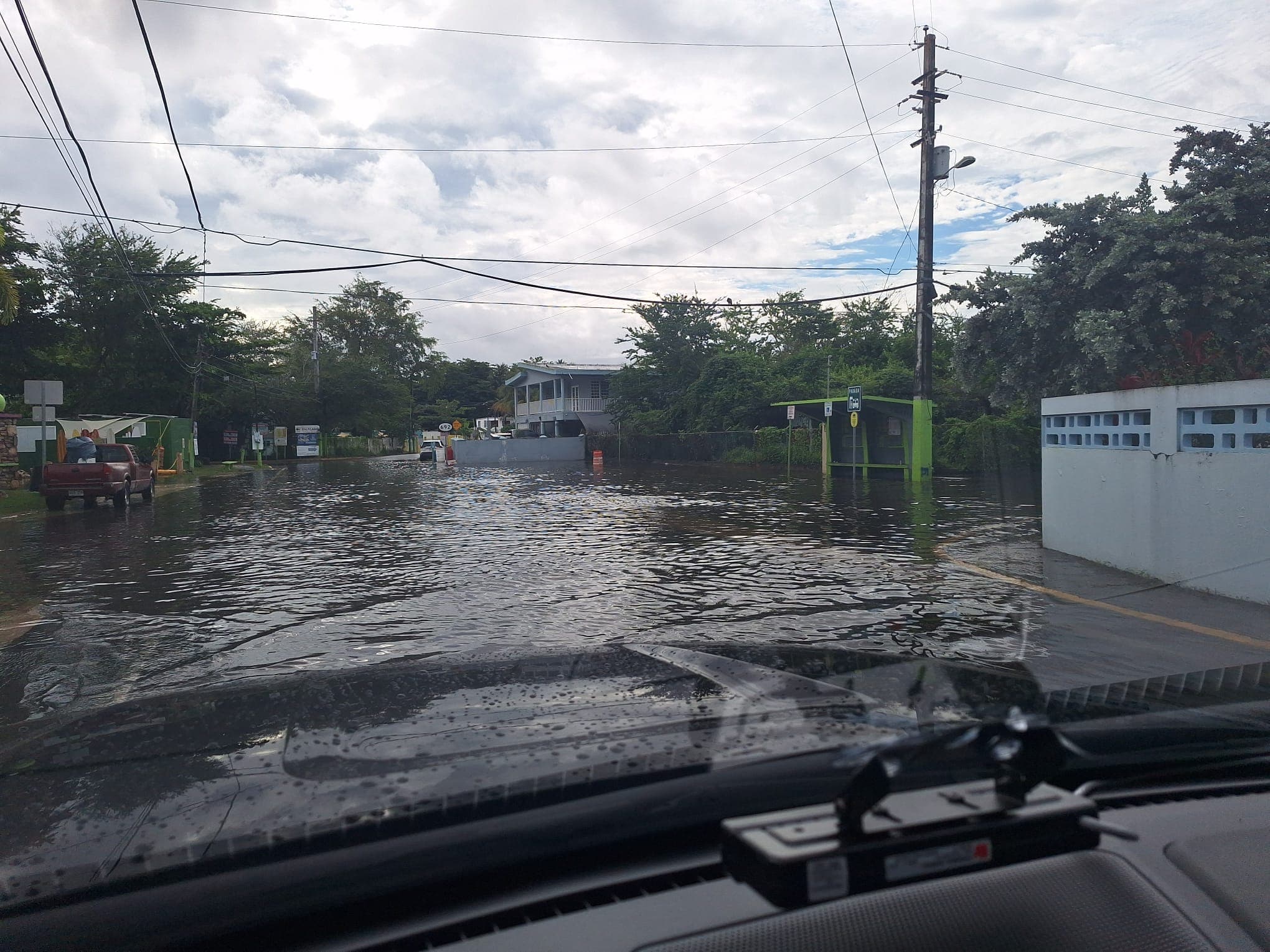 Alcalde de Vega Baja estima en 2.5 millones las pérdidas por las lluvias