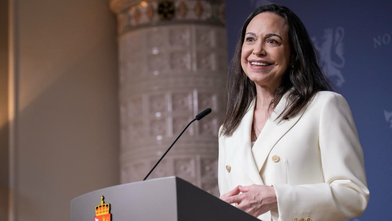 Machado habla de la liberación de los presos venezolanos como una "restitución moral"