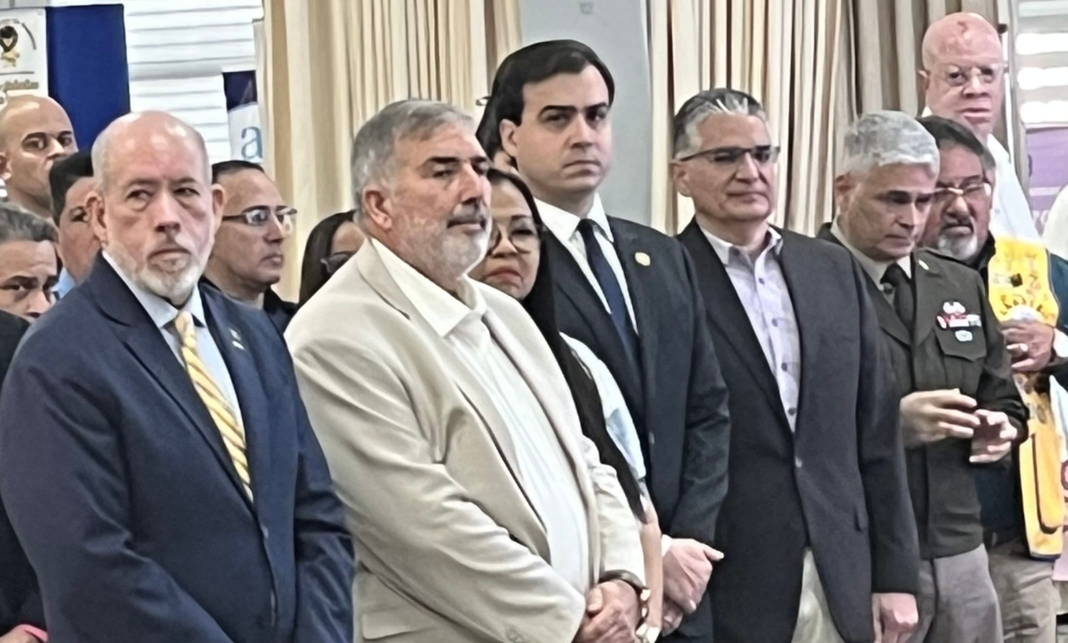 Rinden tributo a veteranos de todas las guerras en Bayamón