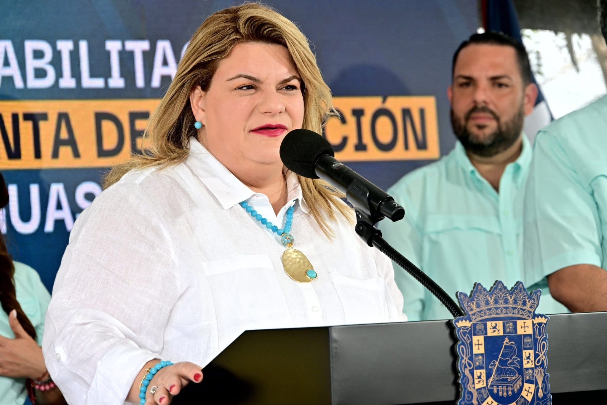 Gobernadora defiende amnistía de multas y asegura que generará $33 millones al gobierno