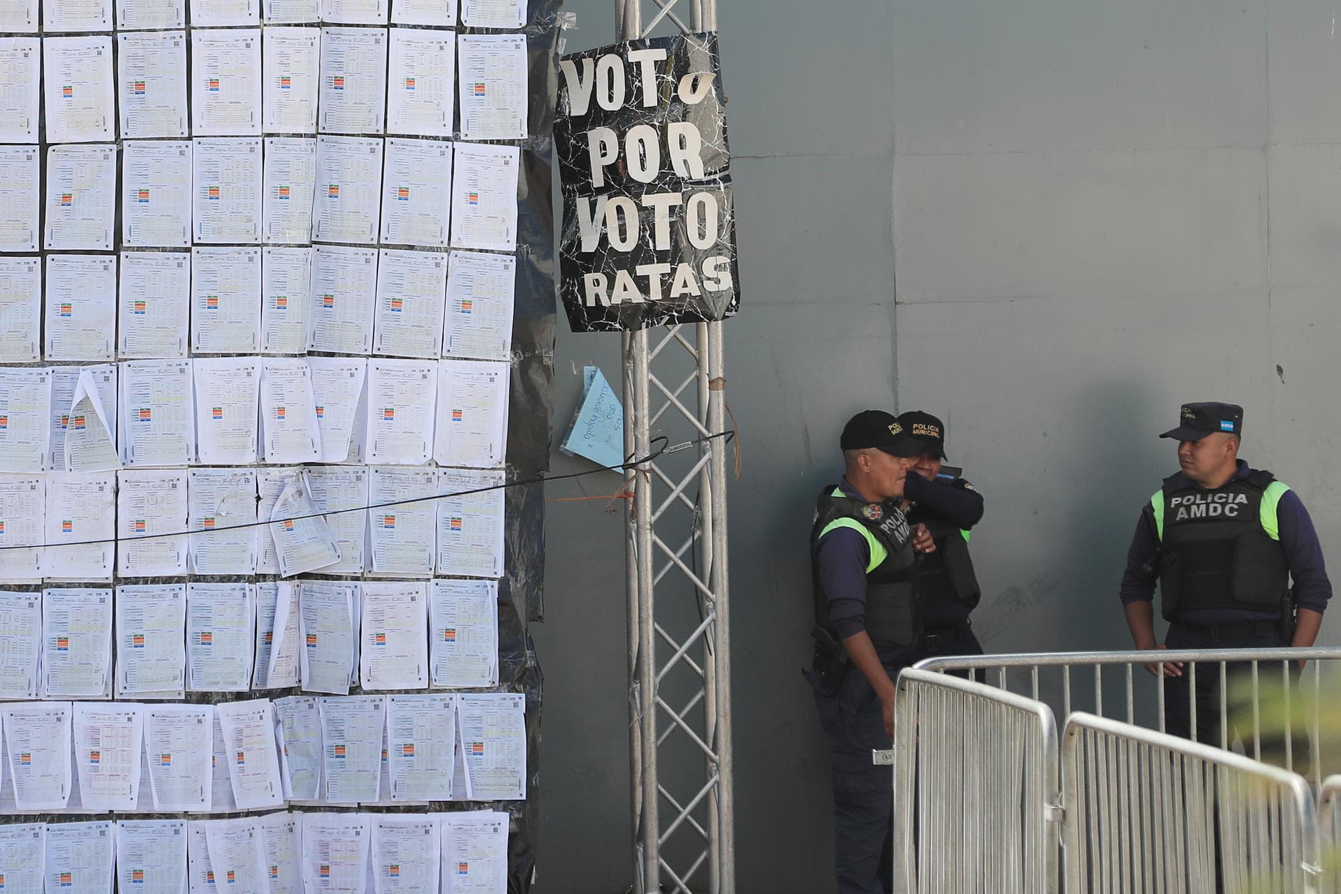 [VIDEO] Proceso electoral de Honduras finaliza al límite, con resultados para alcaldes y diputados