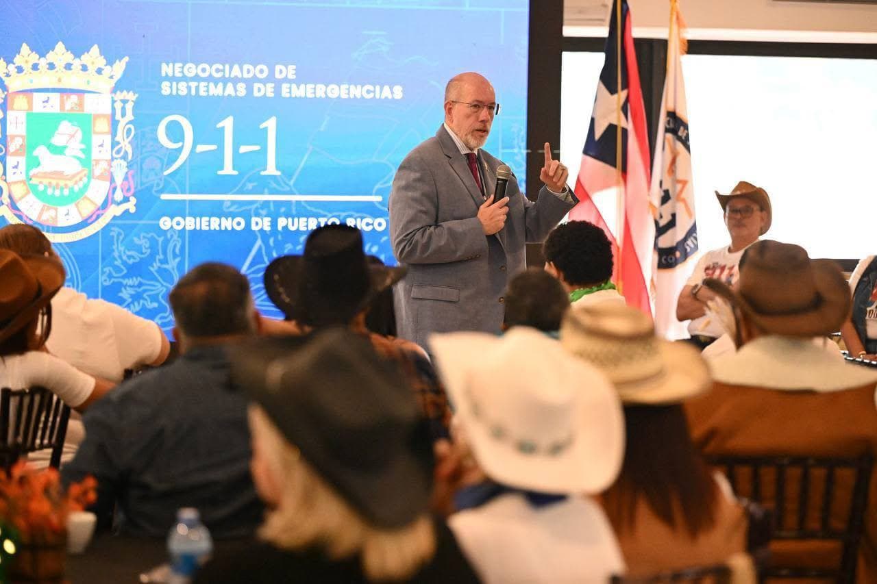 911 capacita a su personal en coordinación con la Oficina de la Procuradora de las Mujeres