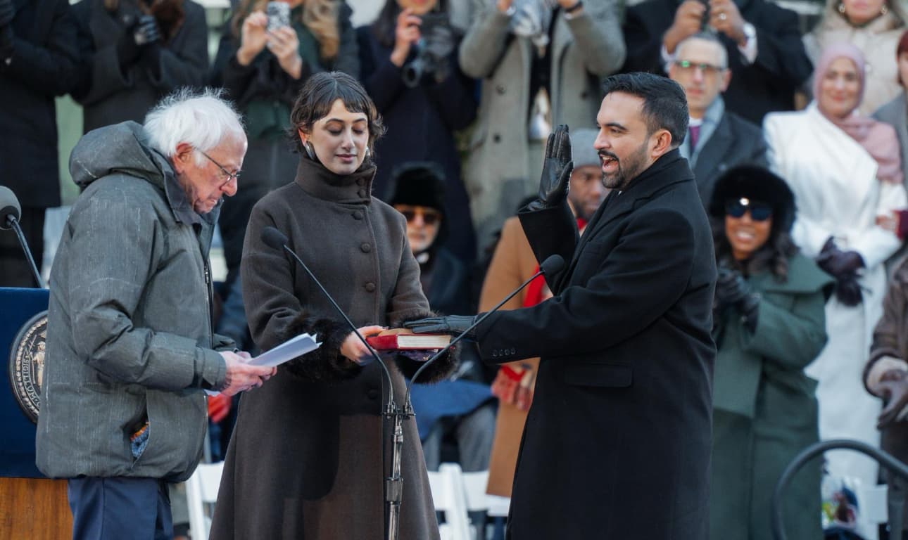 Izquierdista Mamdani inicia mandato en Nueva York con altas expectativas