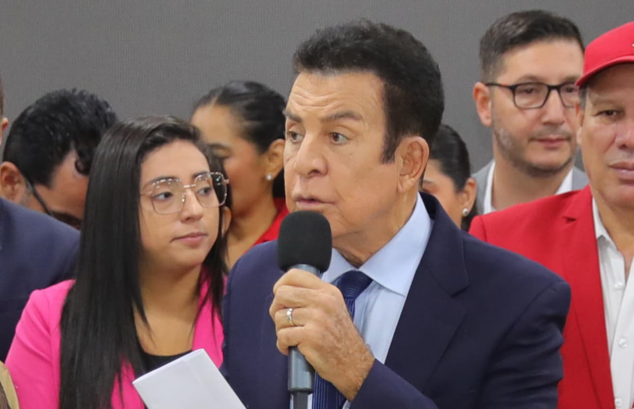 [VIDEO] Nasralla no acepta declaratoria electoral que da triunfo a Nasry 'Tito' Asfura en Honduras
