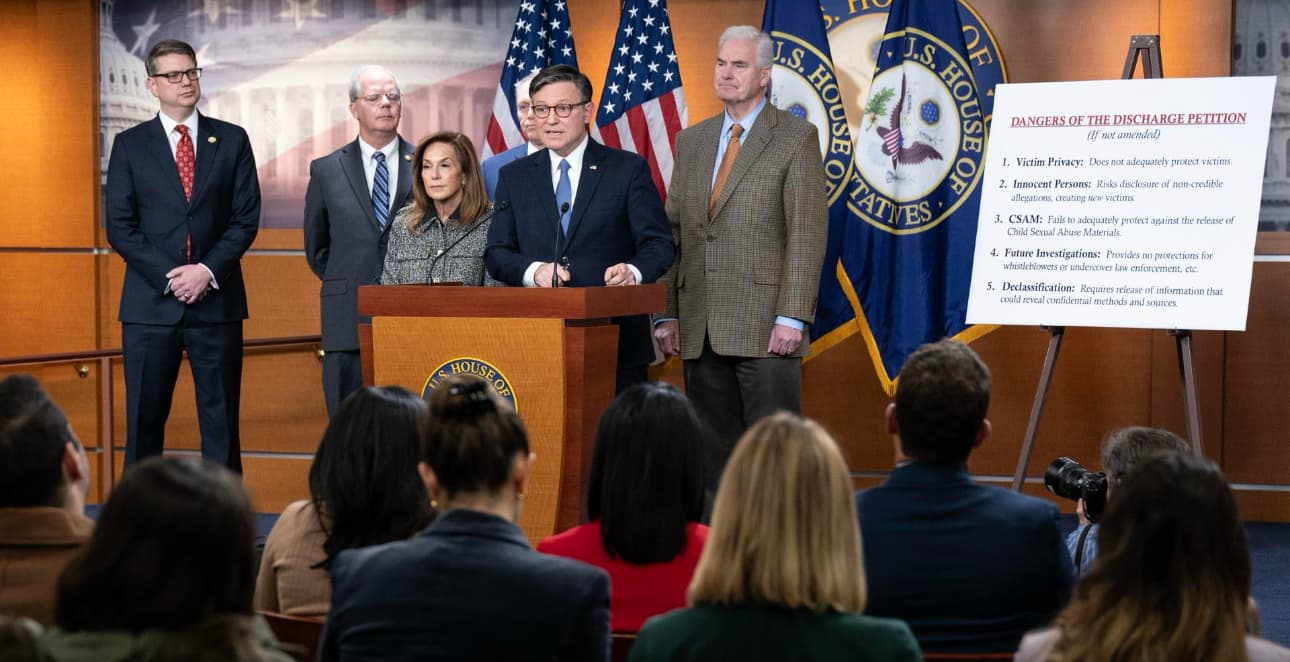 [VIDEO] La Cámara Baja de EE.UU. aprueba forzar la publicación de los documentos de Epstein