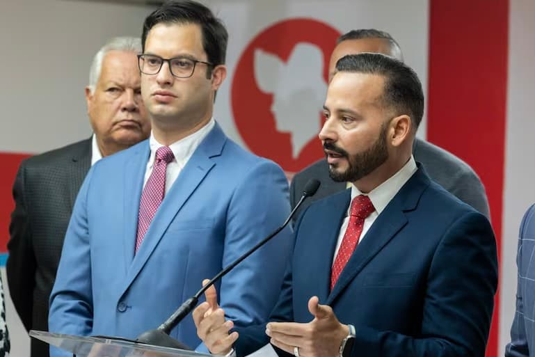 Legisladores PPD respaldan iniciativa de alcaldes ante el impuesto al inventario