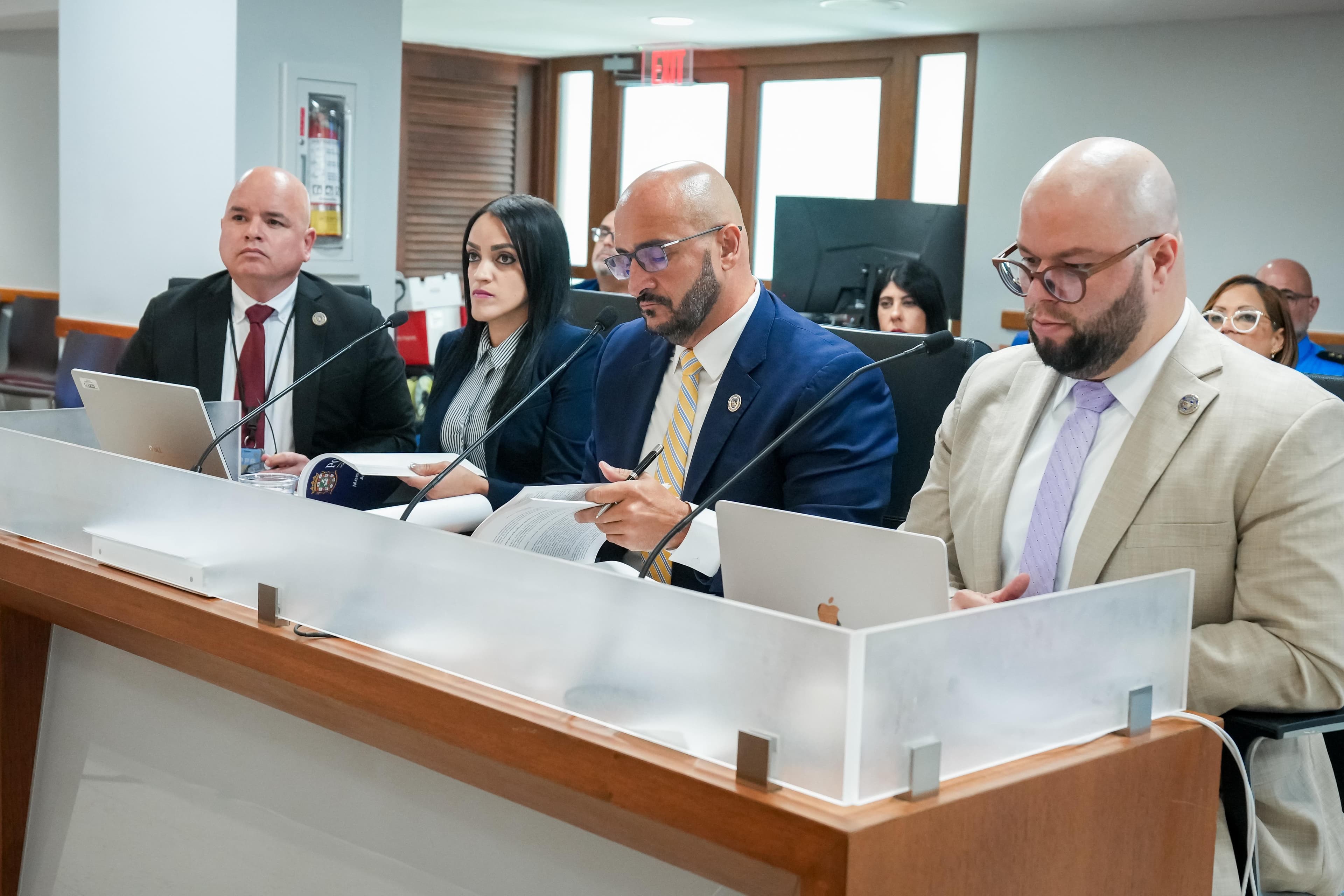 Comisión evalúa presupuesto preliminar recomendado para la Policía de Puerto Rico