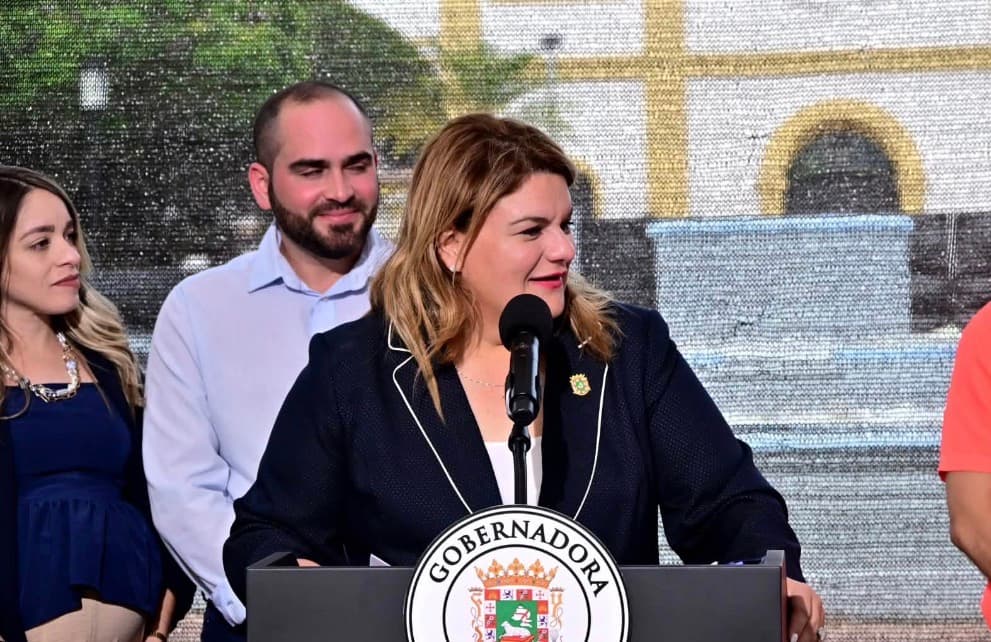 Gobernadora anuncia acuerdo entre el Departamento de Educación y Ana G. Méndez University
