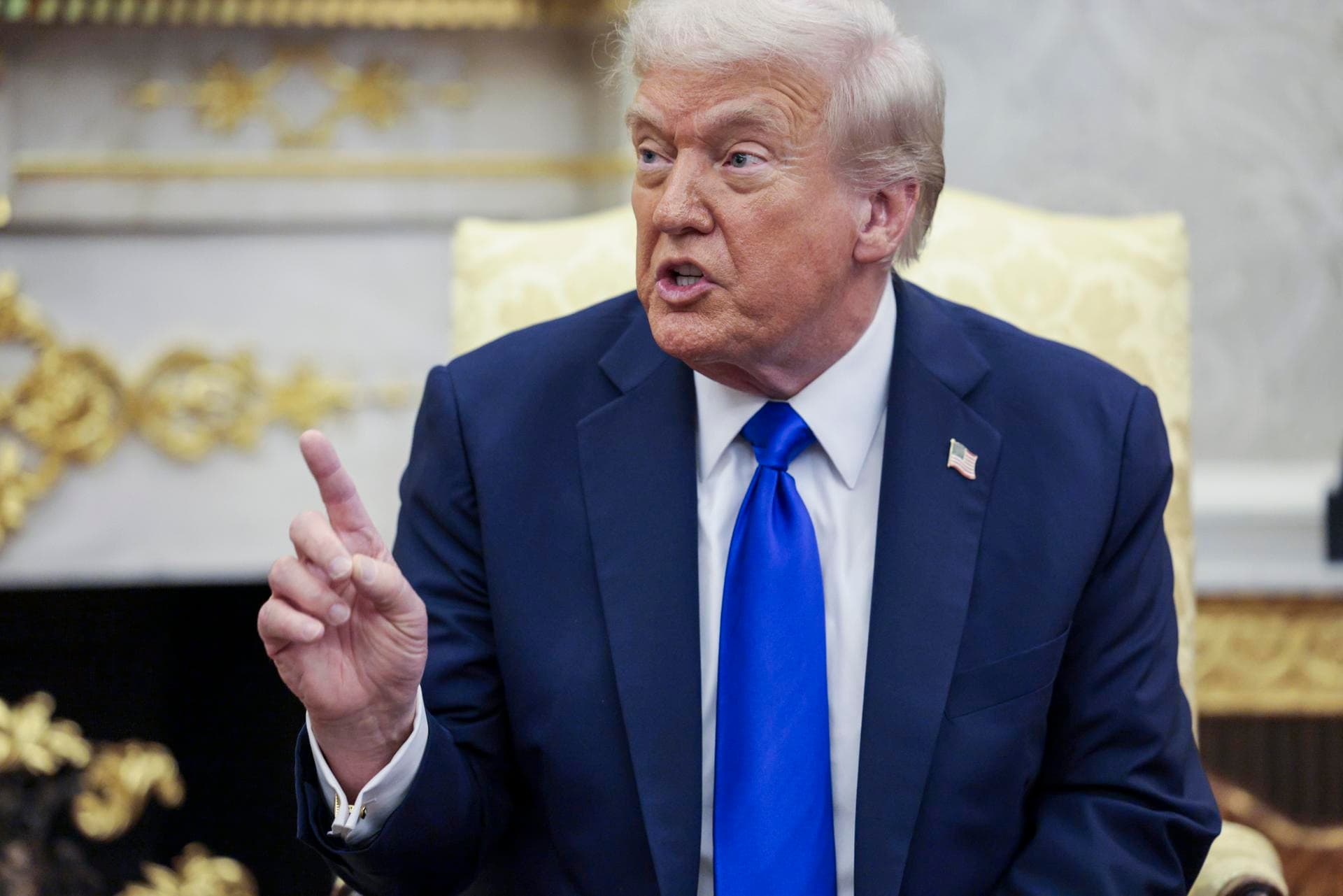 Trump asegura tener los fondos federales para pagar a tropas durante el cierre de gobierno