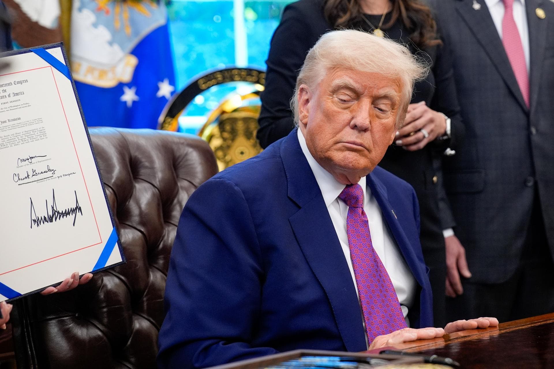 Trump firmará orden para reducir precios de medicinas
