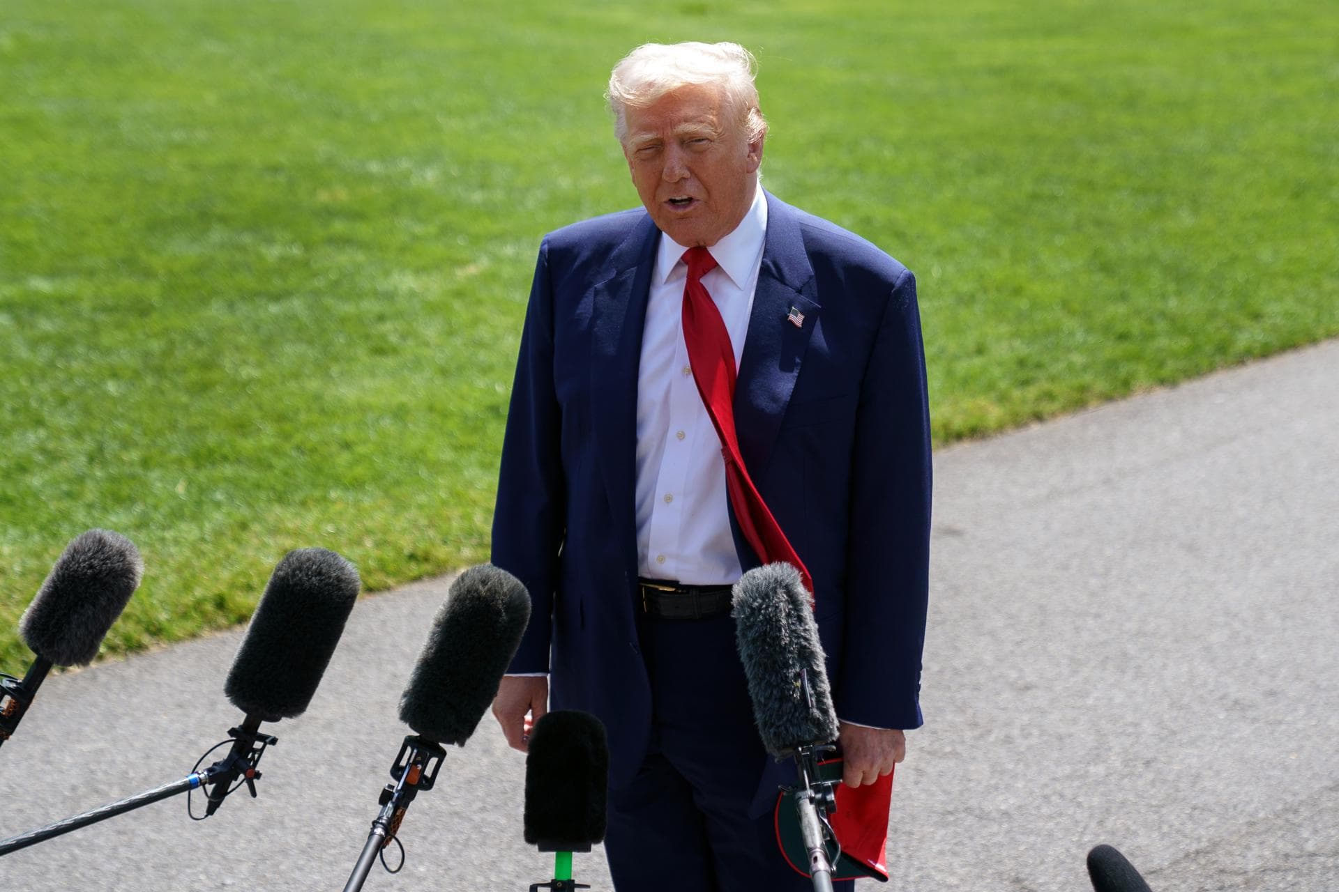 Trump despide a jefa de la Oficina de los Derechos de Autor