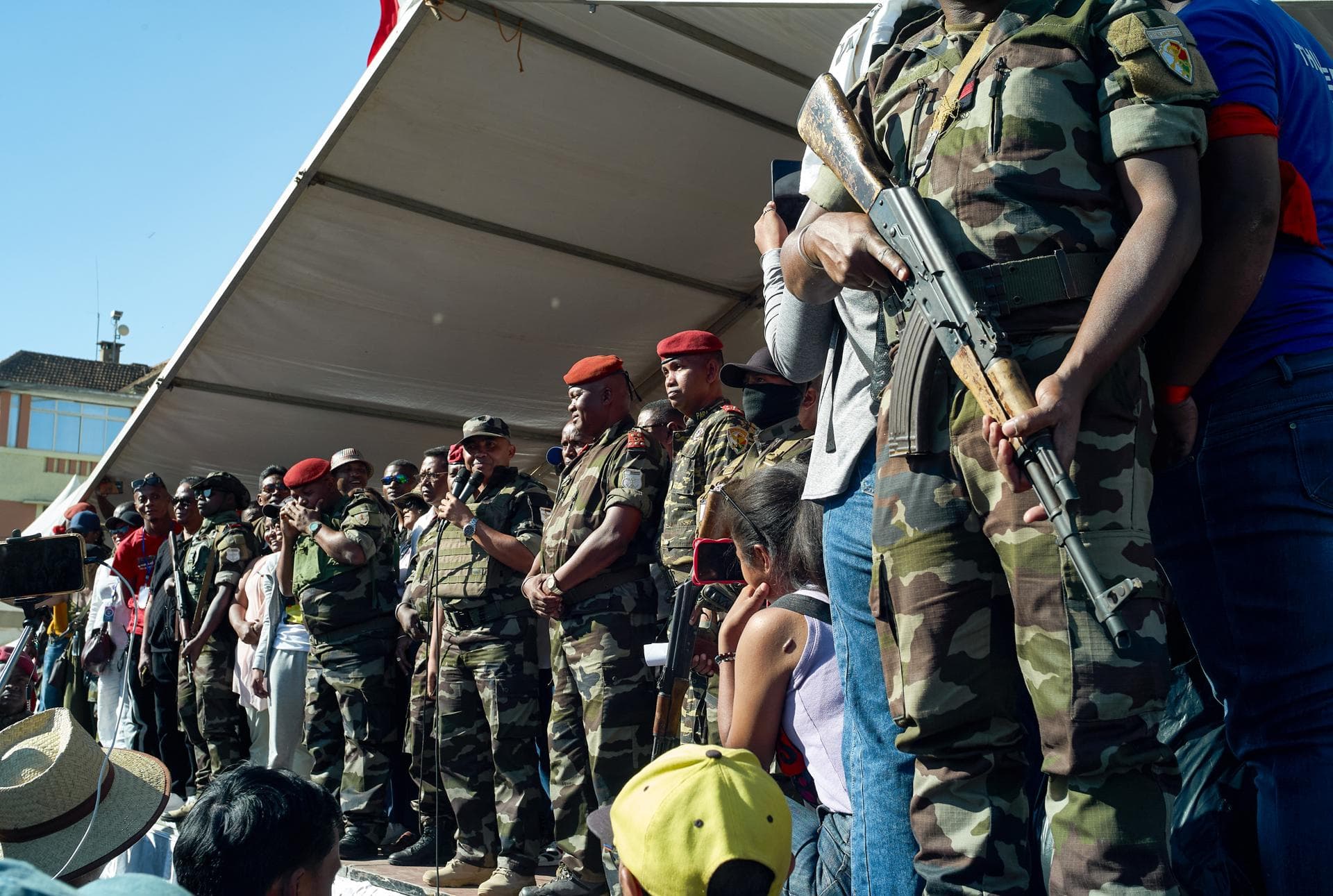 Tribunal Constitucional de Madagascar pide al líder golpista asumir la jefatura del Estado