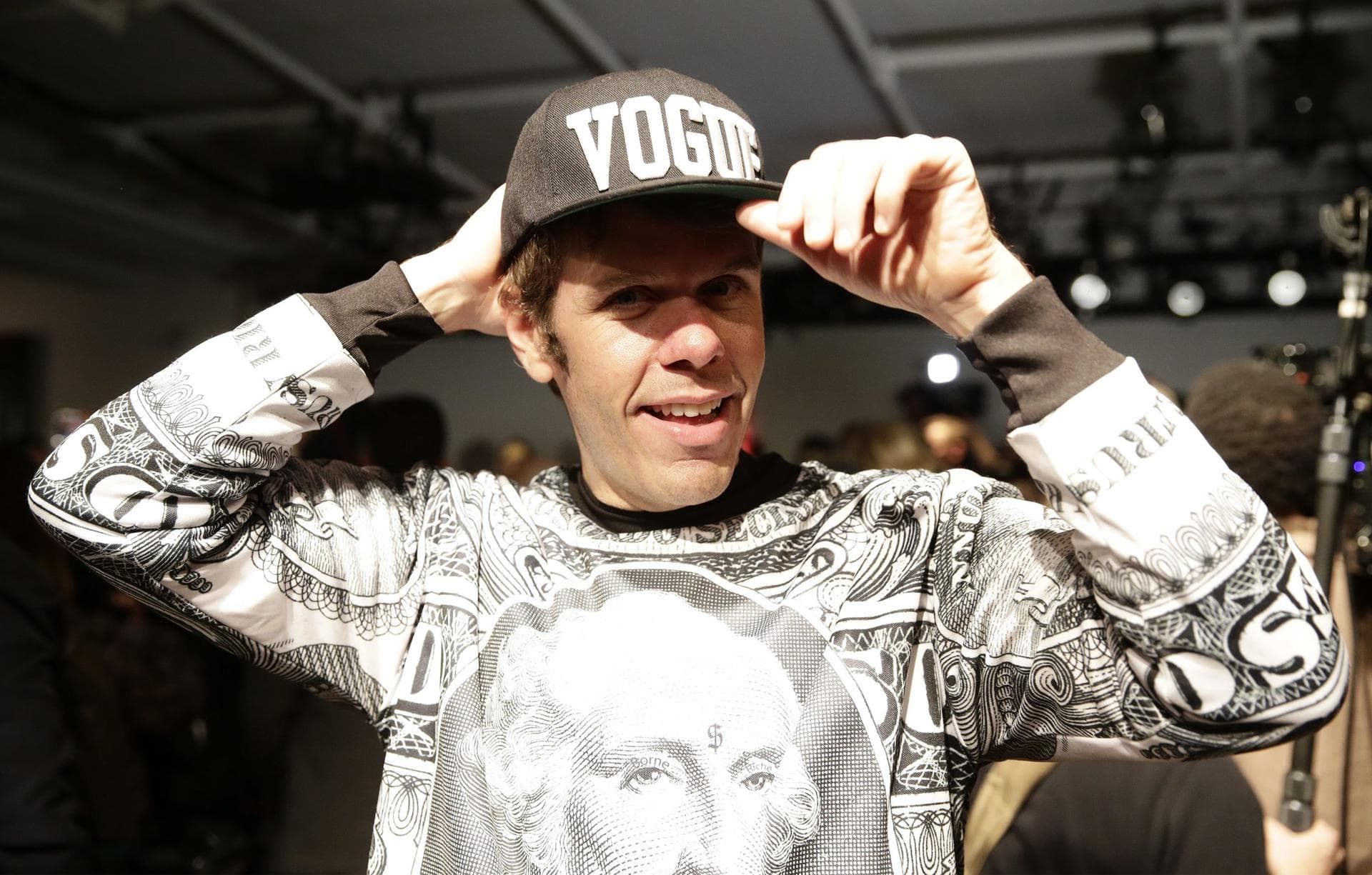 Perez Hilton, trasladado a un hospital tras emitir en directo un intento de autolesión