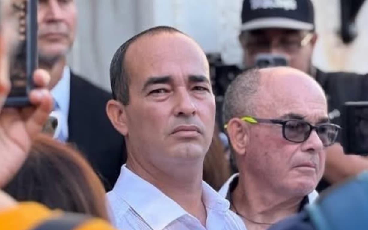 Guerra abierta entre la izquierda en Puerto Rico