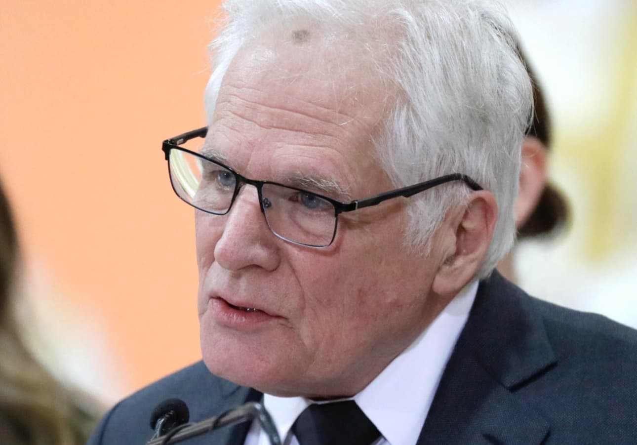 La división aflora en el uribismo a seis meses de elecciones presidenciales colombianas