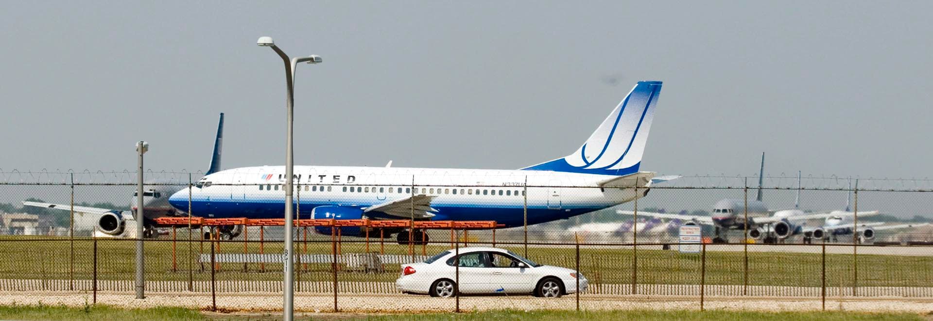 Falta de personal provoca retrasos en vuelos en aeropuertos de Nashville y Chicago
