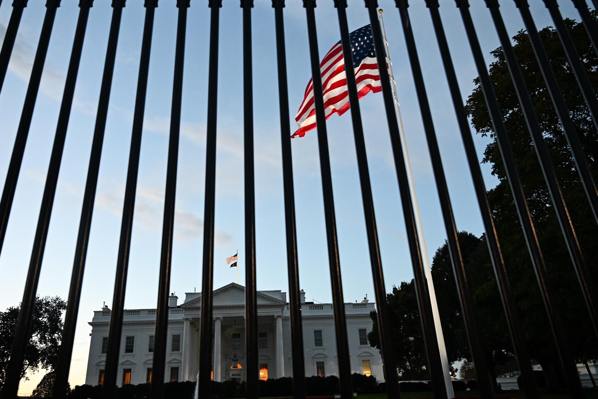 Identifican a presunto autor del tiroteo a la Guardia Nacional en Washington