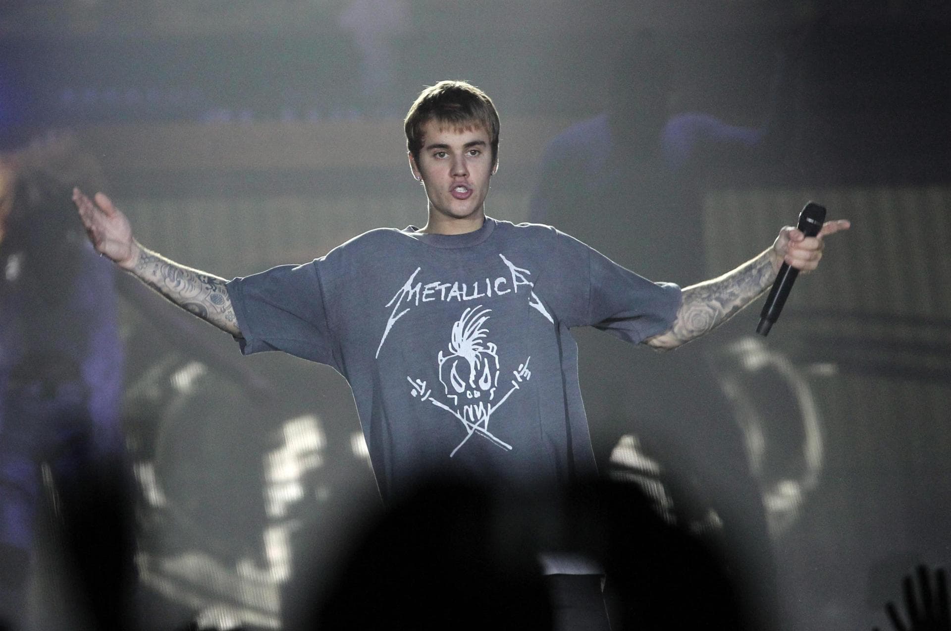 Justin Bieber lanza SWAG, su séptimo disco