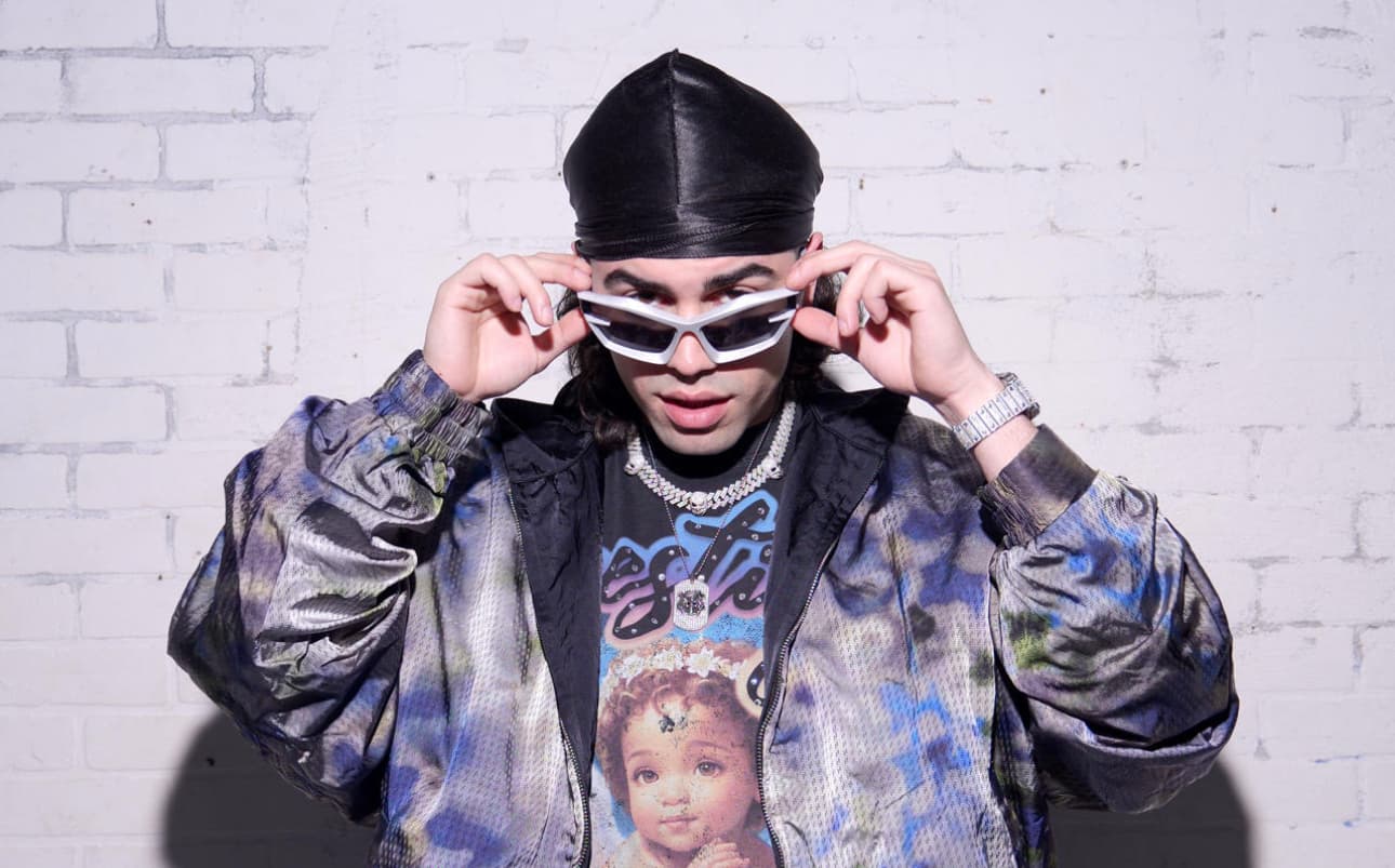 Soür, hijo del reguetonero Yandel, trae al mercado musical latino el género del 'rage'
