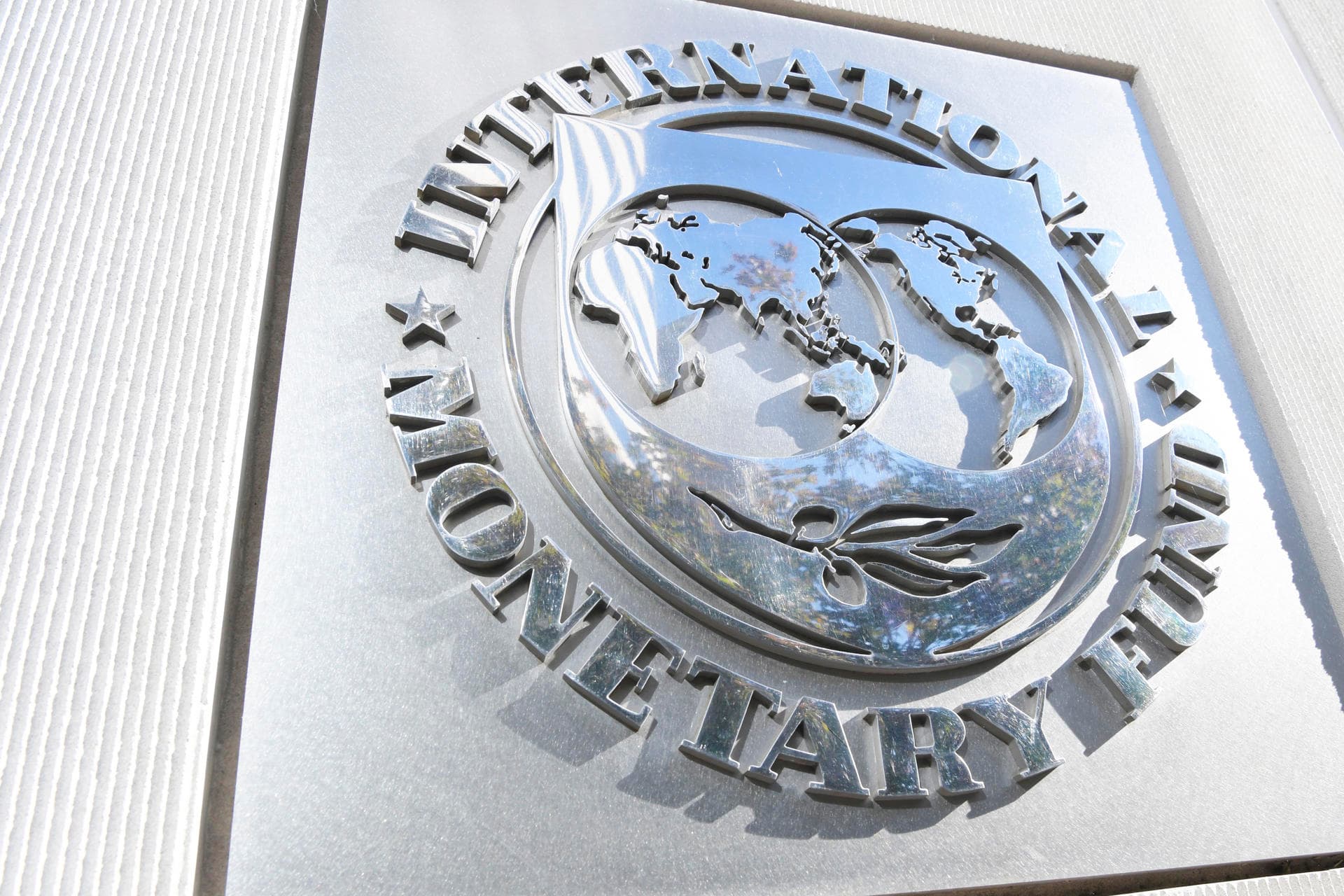 El FMI prevé un momento de menos crecimiento económico "pero no recesión" por la guerra comercial