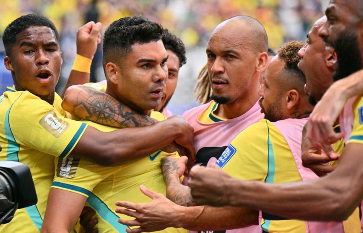 Casemiro y Martinelli dan la vida a Brasil