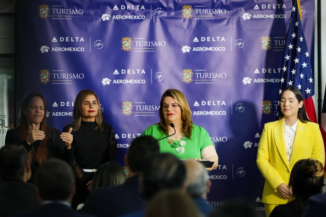 Puerto Rico da la bienvenida a ruta directa de Aeroméxico